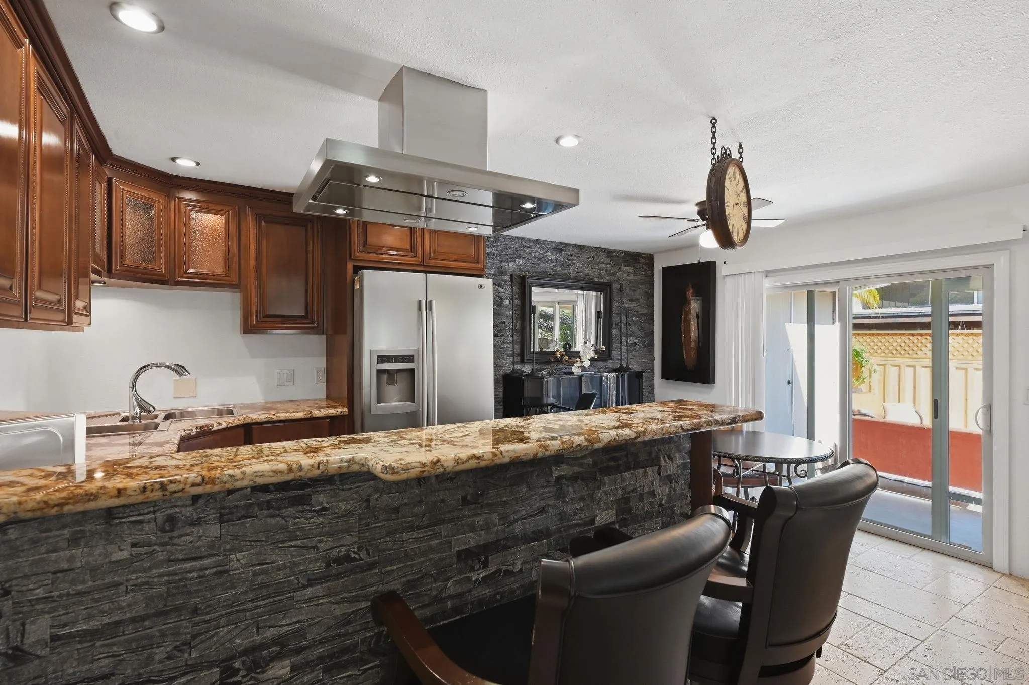 Photo #14: 260018930 Listing: Photo #14