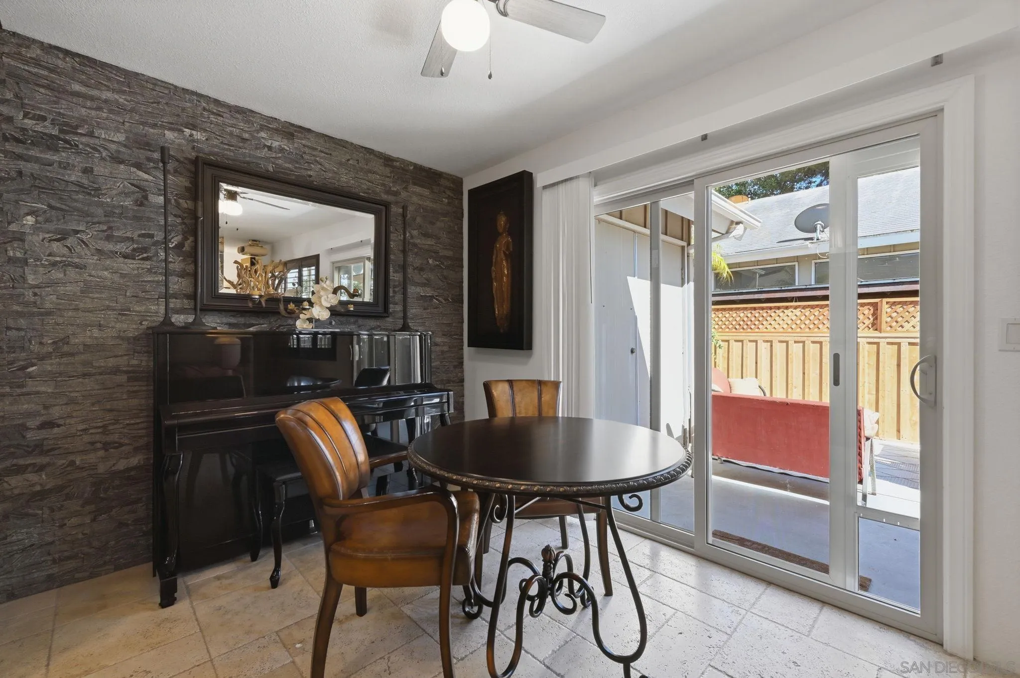 Photo #6: 260018930 Listing: Photo #6