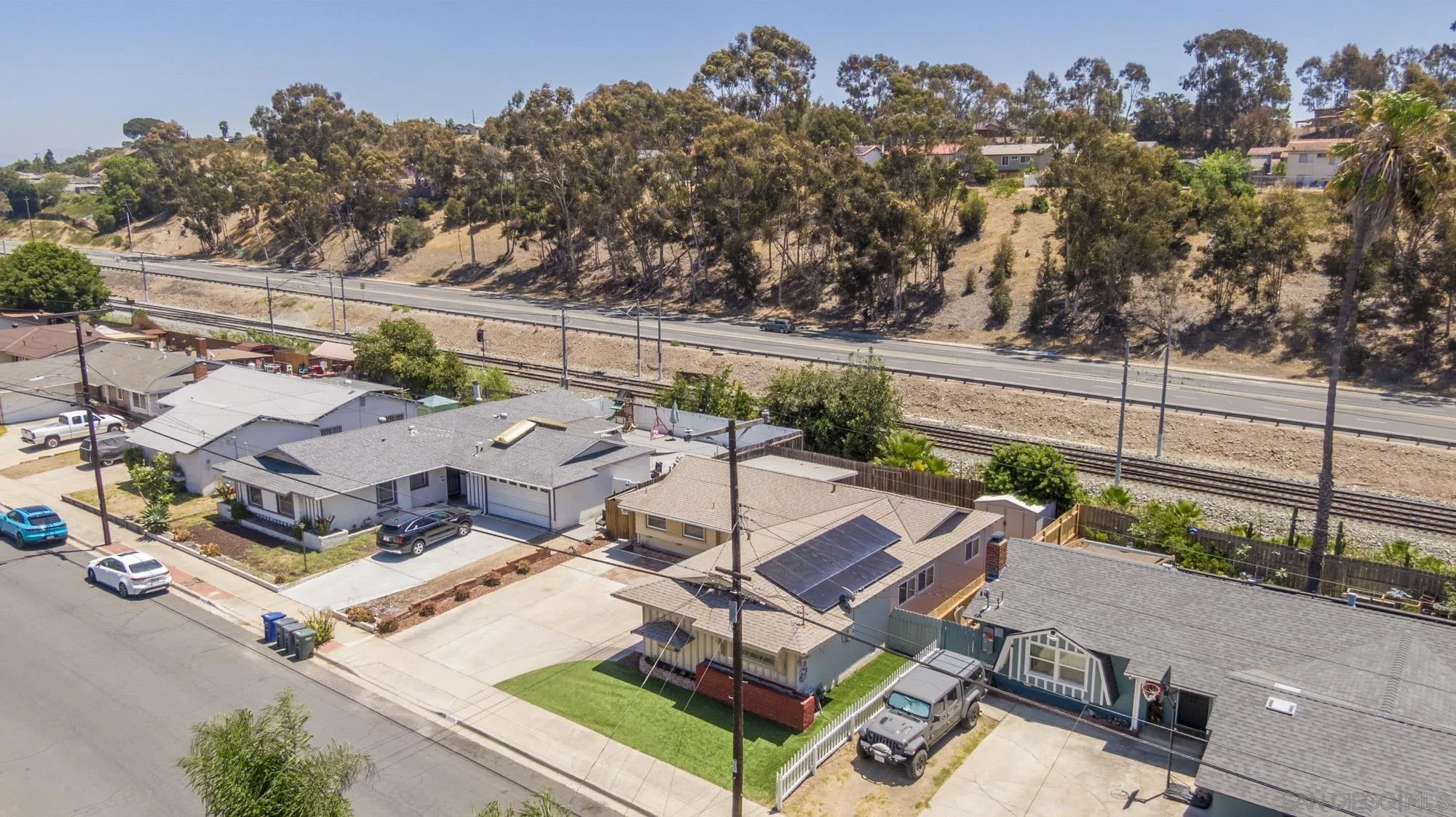 https://cdn.realtyfeed.com/cdn/127/260018932/14d3b31cc6fef2557526baecb3375612.webp