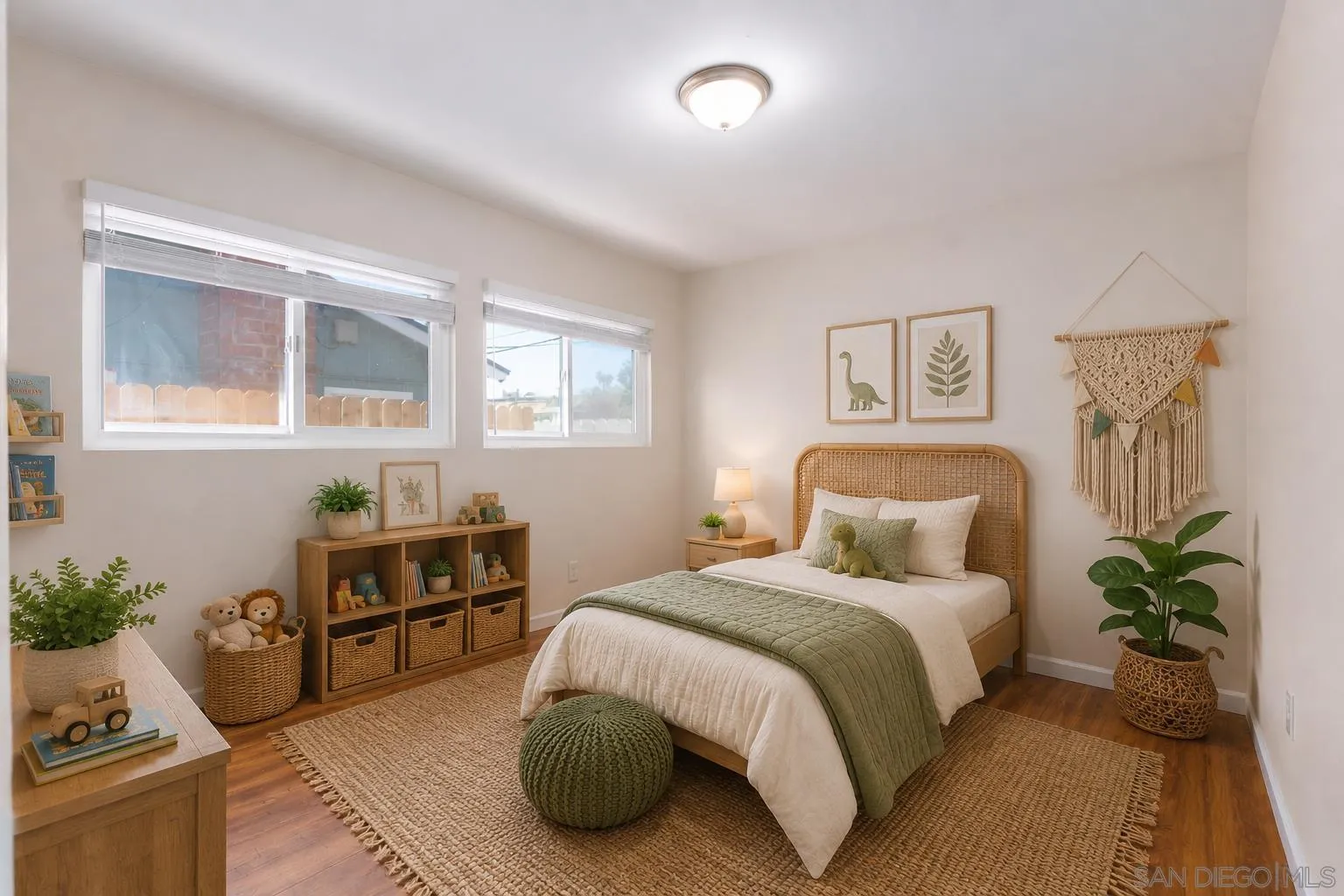 https://cdn.realtyfeed.com/cdn/127/260018932/16fb58589f23cde317c95d97c5815feb.webp