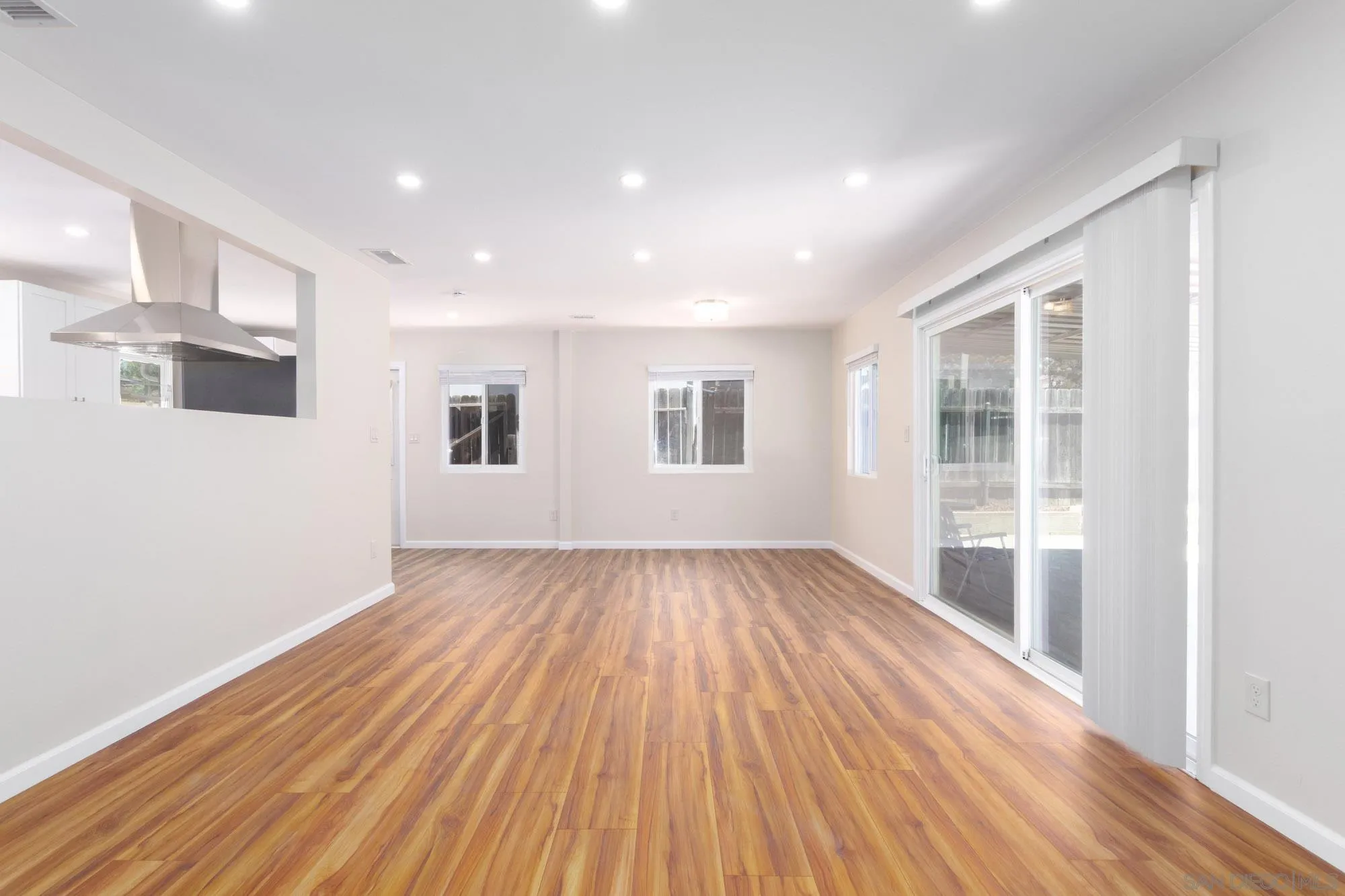 https://cdn.realtyfeed.com/cdn/127/260018932/4dd7d4a3ee60e7b397037e1d3ed099f3.webp
