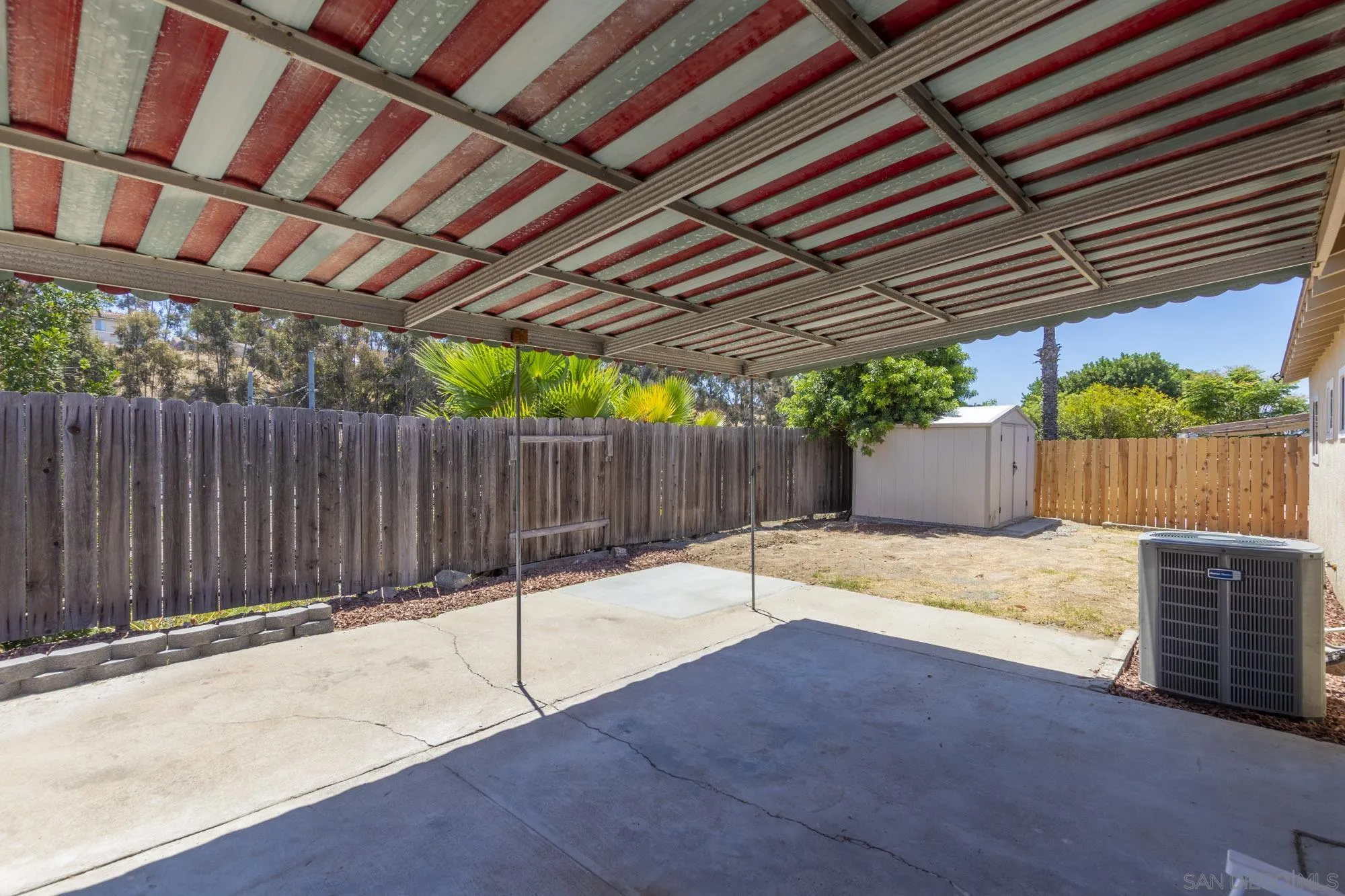 https://cdn.realtyfeed.com/cdn/127/260018932/67a287631b92bf42af8fa8cd8f8b0a0e.webp