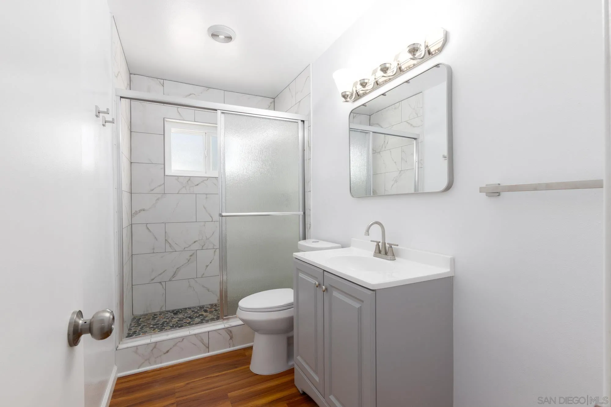 https://cdn.realtyfeed.com/cdn/127/260018932/9fd315d451a2a0abfe7d78ee37b85237.webp