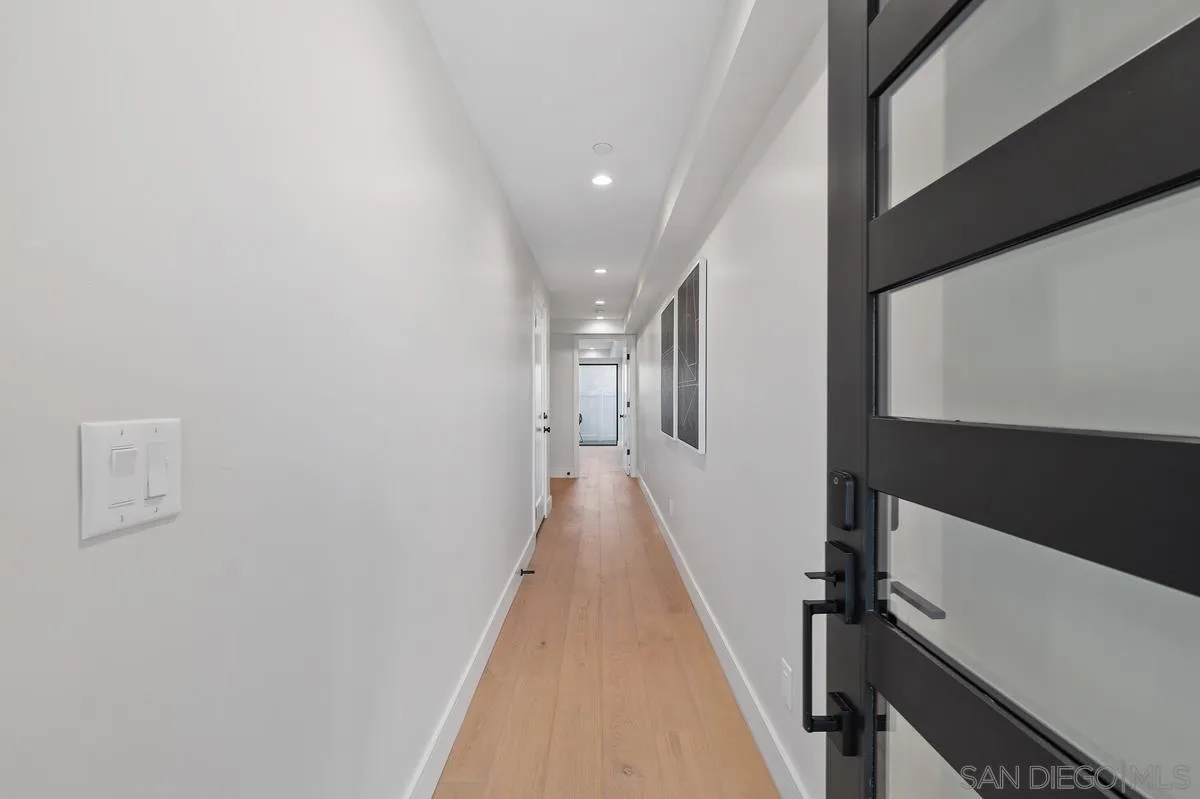 Photo #35: 260018934 Listing: Photo #35