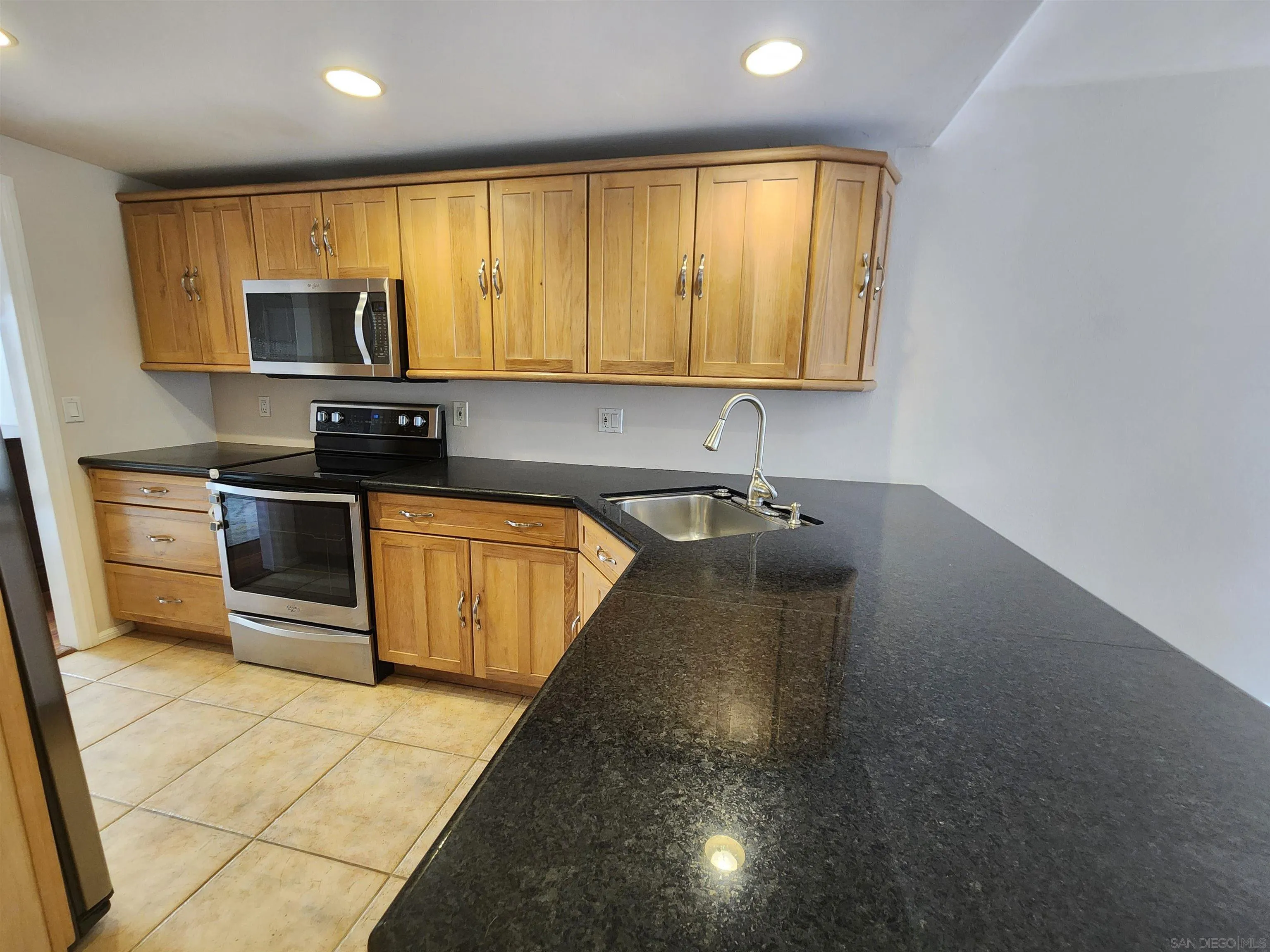 8730 Caminito Sueno, San Diego, CA 92037 - Photo 4 of 33, San Diego, CA