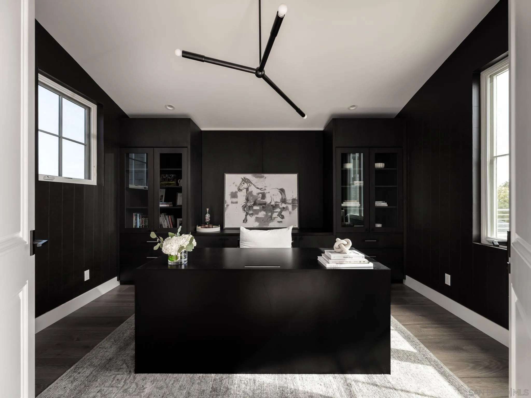 https://cdn.realtyfeed.com/cdn/127/260018936/e4df159e62b1a5a275c51f12c751eb32.webp
