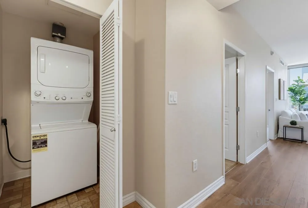 Photo #31: 260018942 Listing: Photo #31