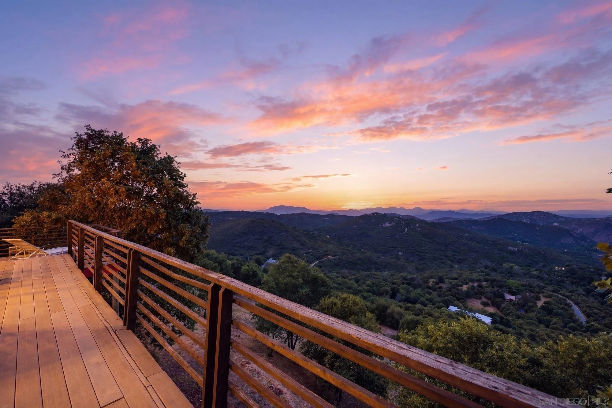 7256 Cosmit Ln, Julian, CA 92036 - Main photo, Julian, CA