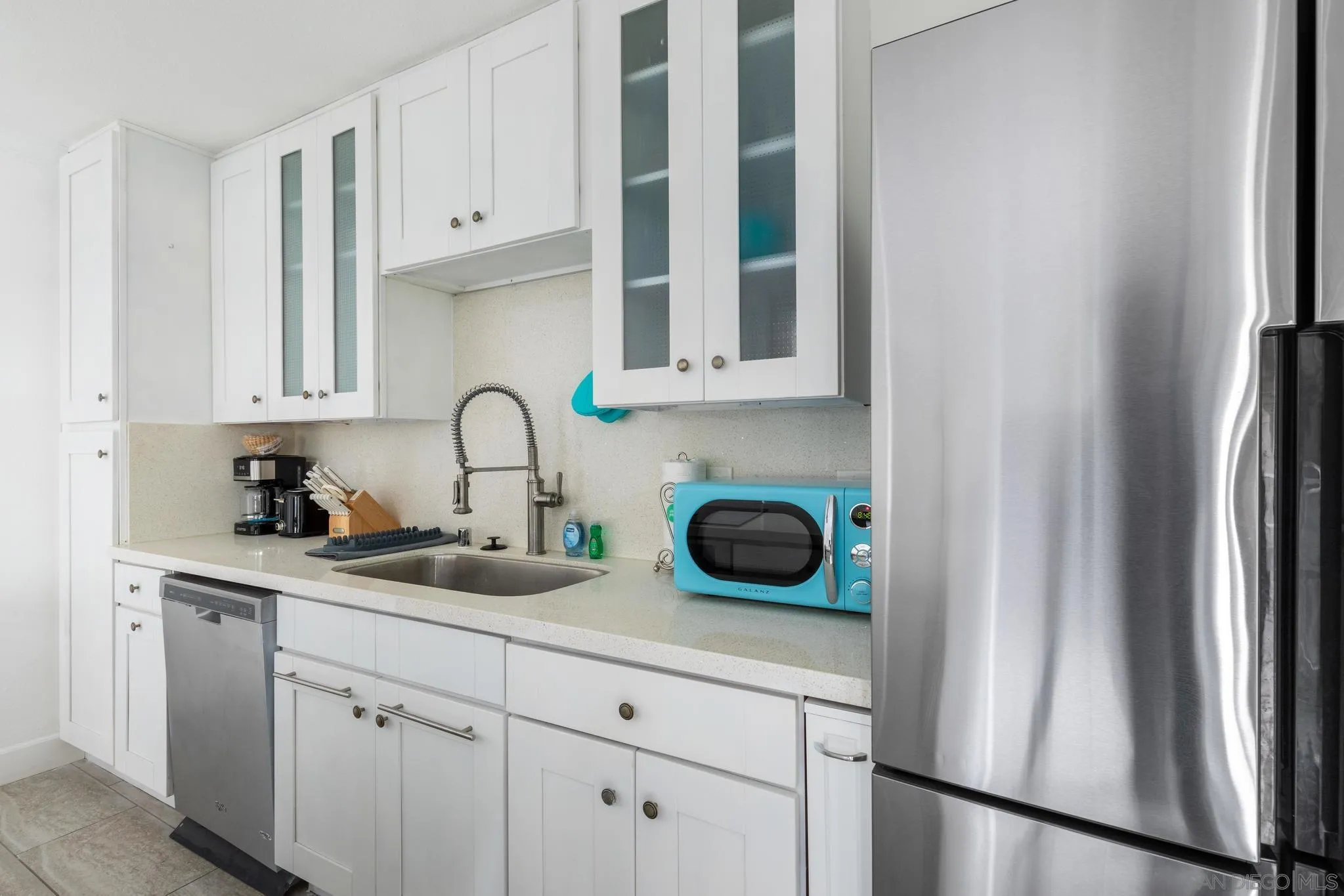8529 Villa La Jolla Drive Unit E, La Jolla, CA 92037 - Photo 2 of 21, La Jolla, CA