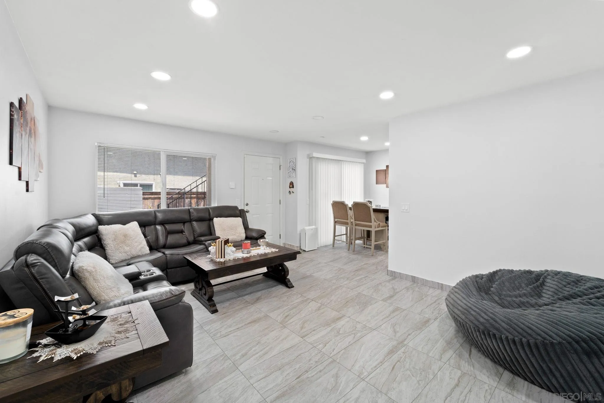 Photo #14: 260018955 Listing: Photo #14