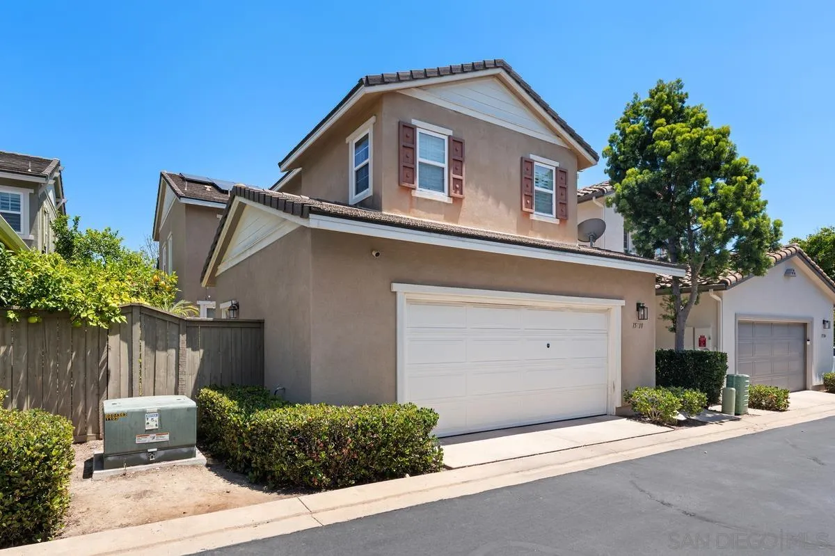 https://cdn.realtyfeed.com/cdn/127/260018963/bca72ae54096054c363781675d6dff55.webp