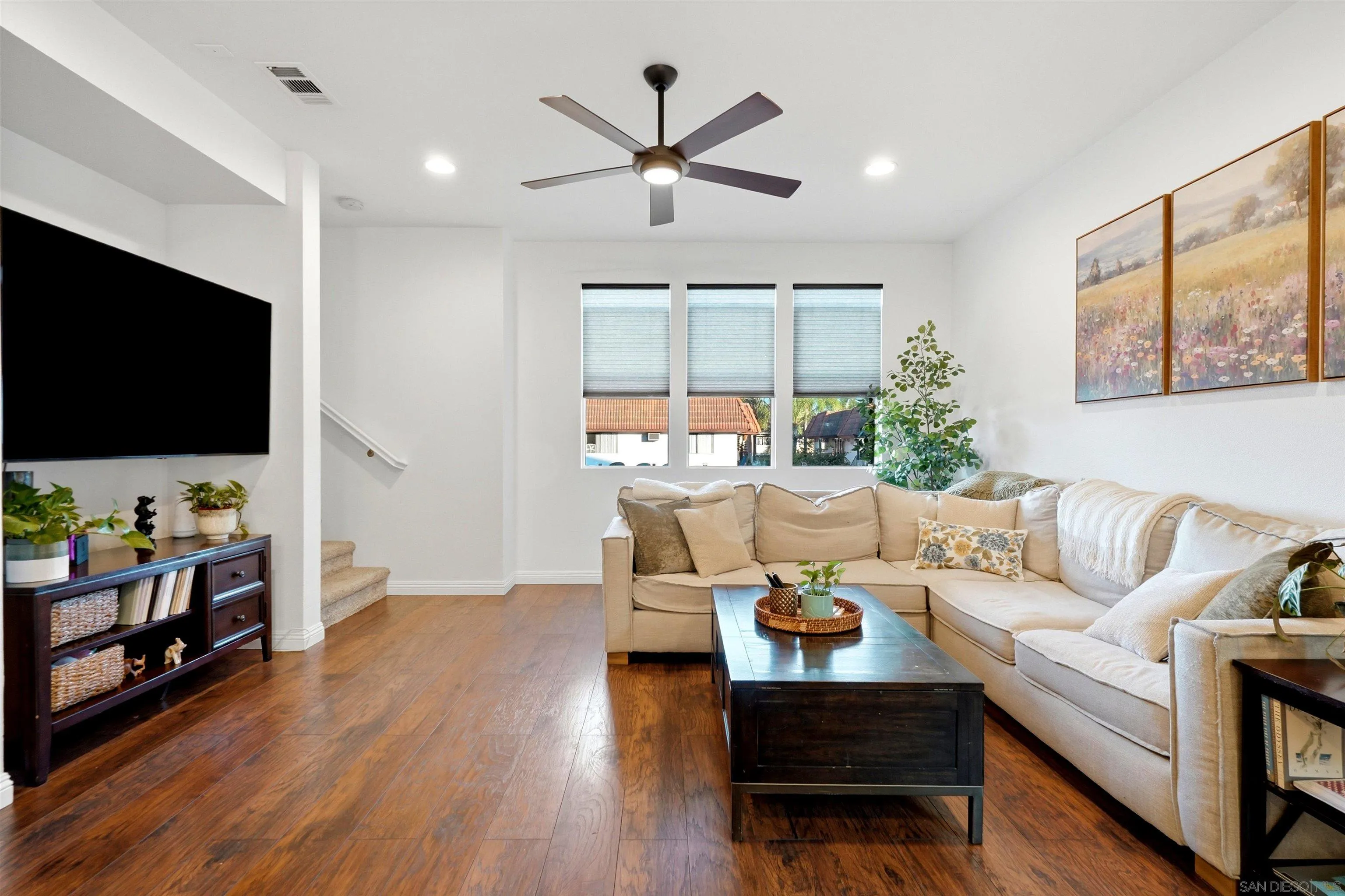 https://cdn.realtyfeed.com/cdn/127/260018965/22a09262c85106e01dce114b00d6e790.webp