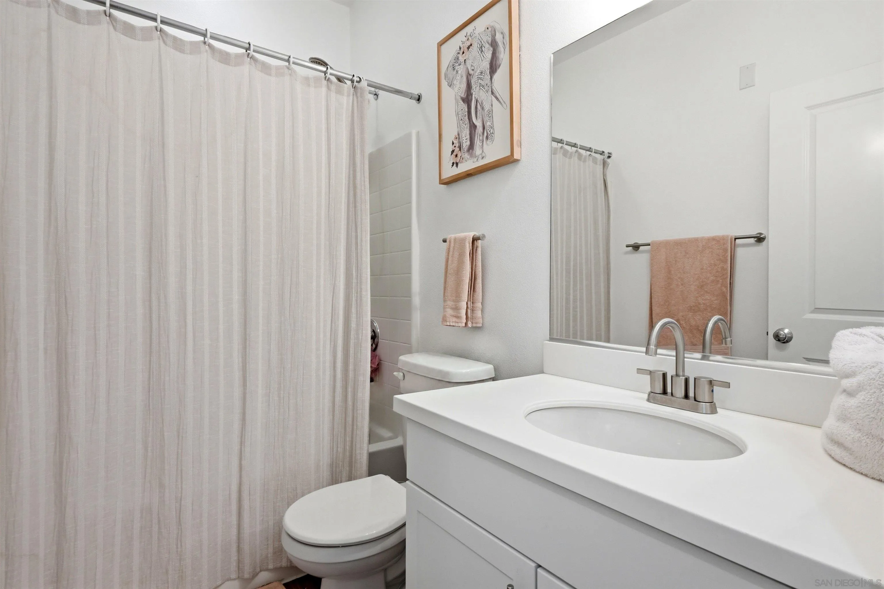https://cdn.realtyfeed.com/cdn/127/260018965/a9a4da5664417d017d12984a13d1ac1a.webp