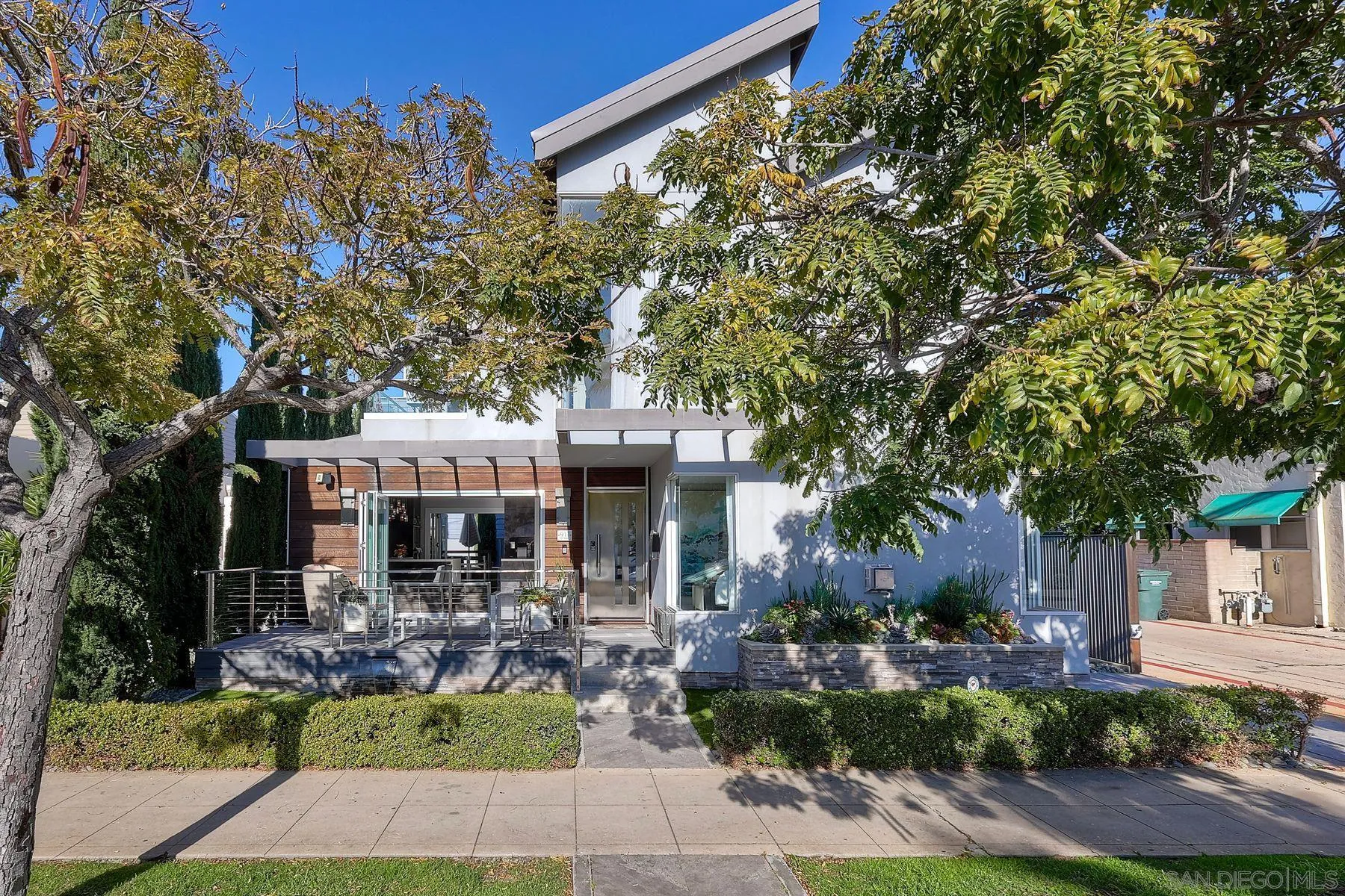 https://cdn.realtyfeed.com/cdn/127/260018977/2d4b463538c658a6b50ca001c6e47c86.webp