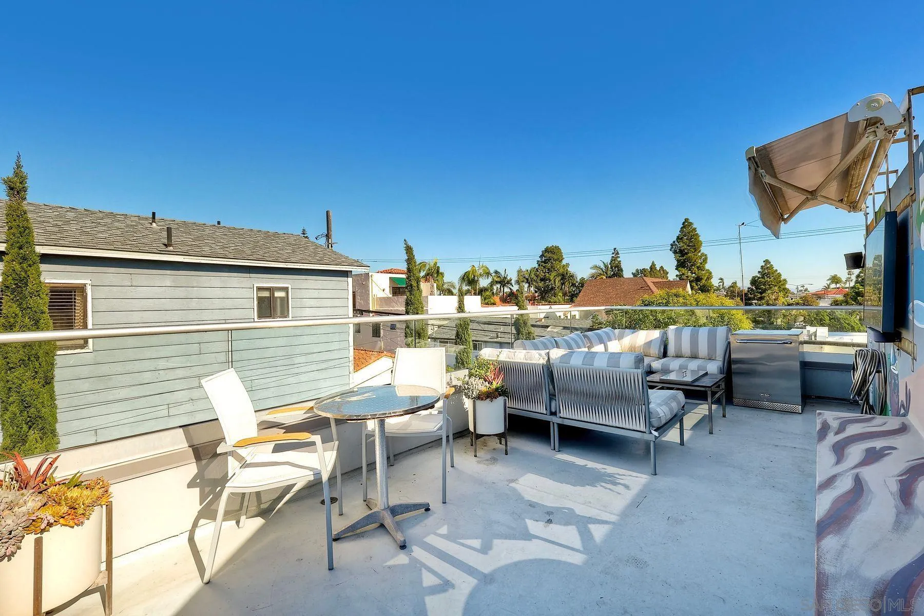 https://cdn.realtyfeed.com/cdn/127/260018977/787906a3e8b5705cc0dc40ad21c42e03.webp