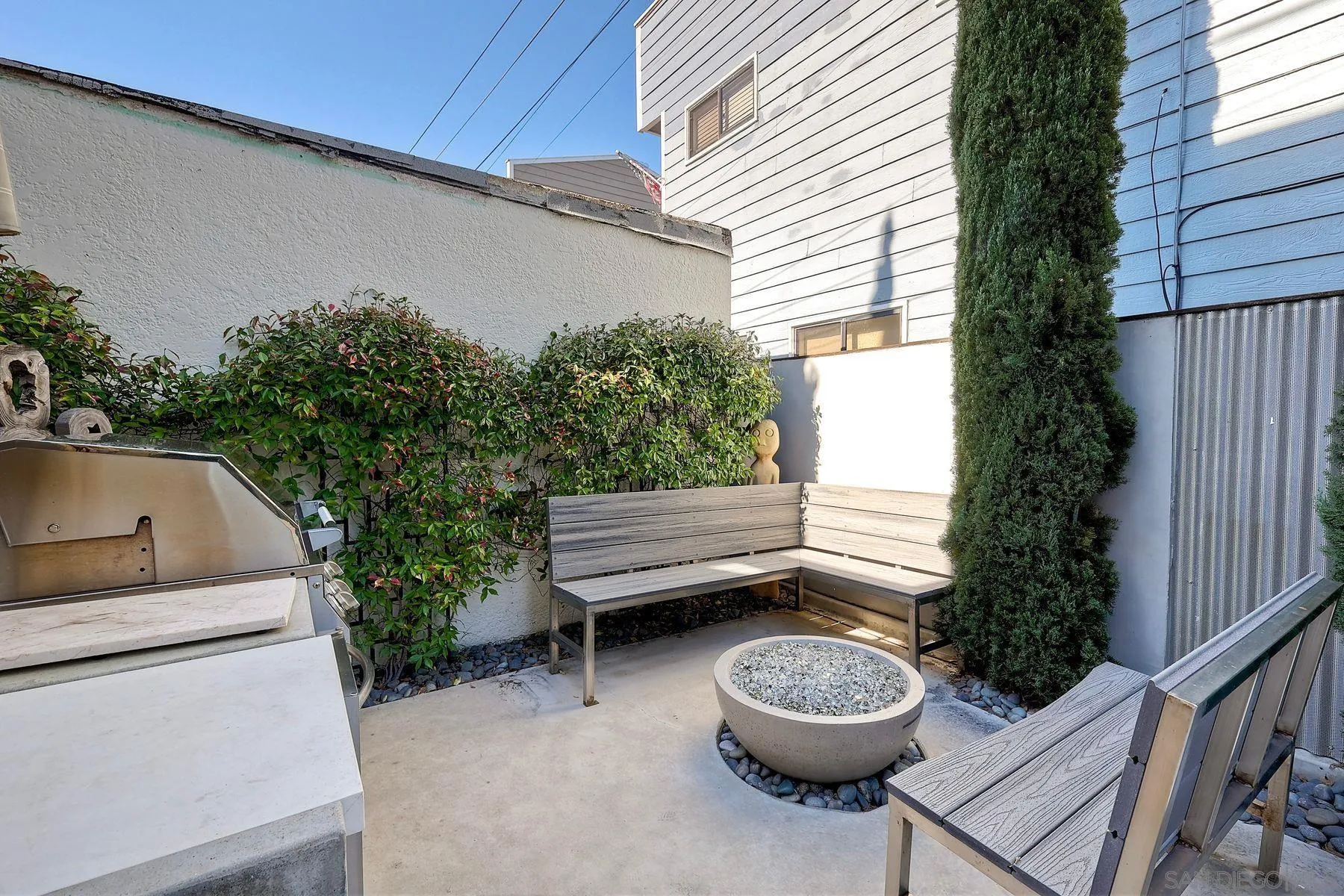https://cdn.realtyfeed.com/cdn/127/260018977/ccadc48f218eb121aeba431da0afc2b2.webp