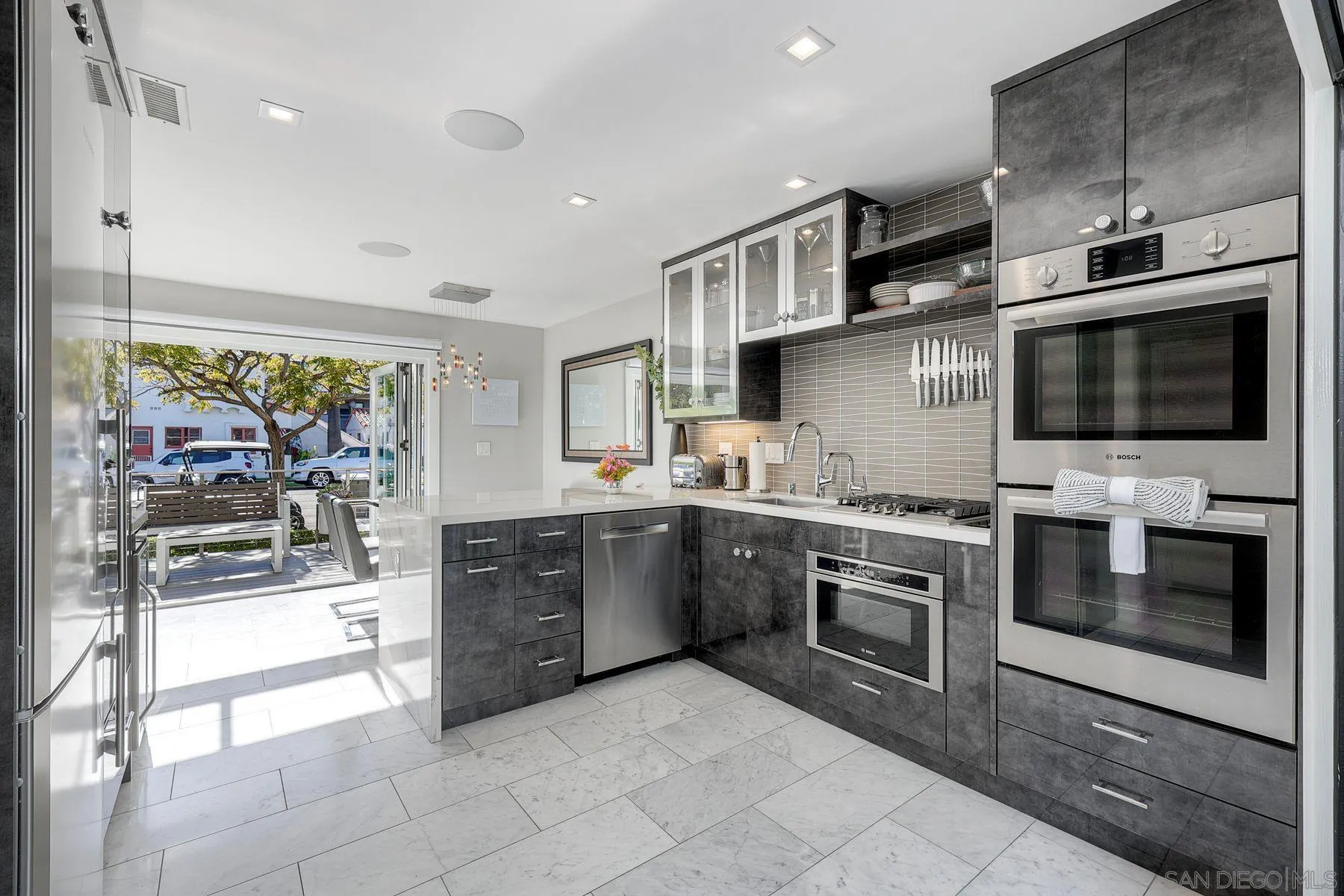 https://cdn.realtyfeed.com/cdn/127/260018977/df0942548f439e011e99b887a435e30a.webp