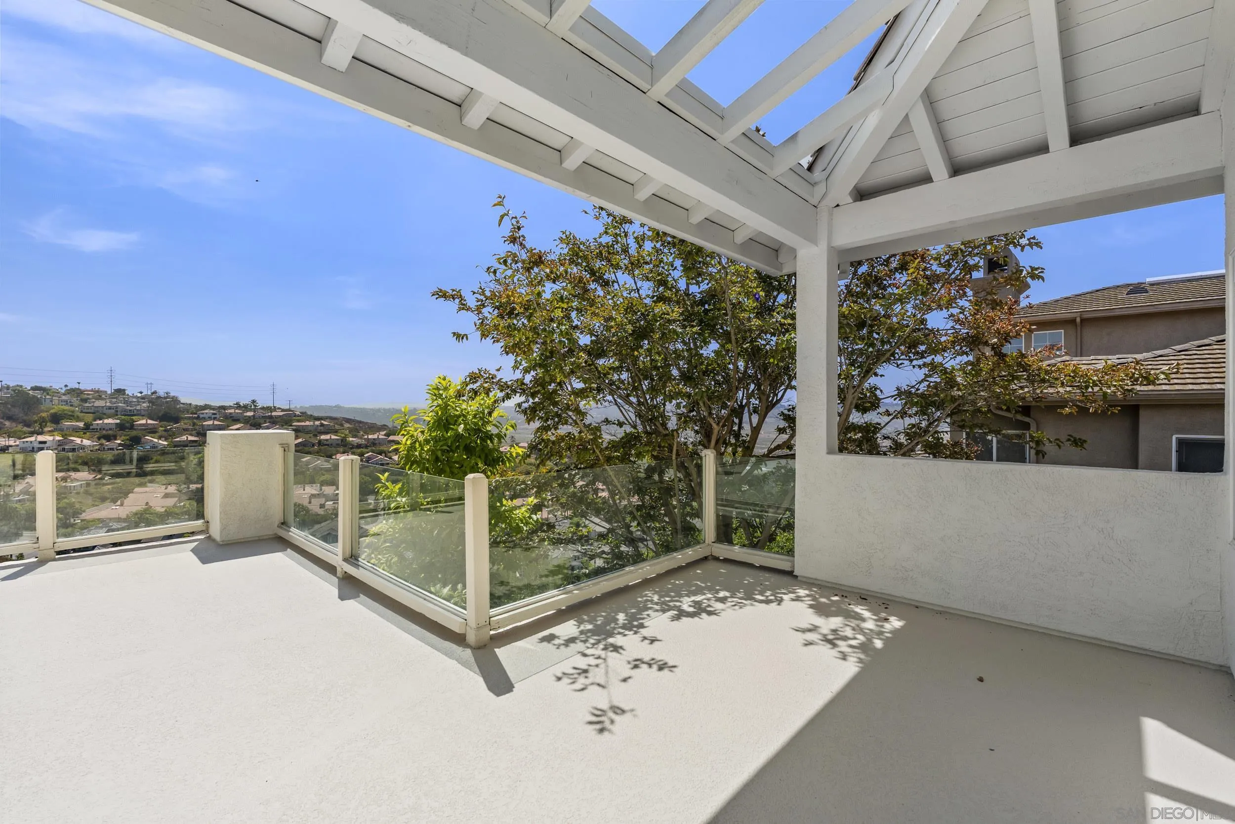 https://cdn.realtyfeed.com/cdn/127/260018980/3446e07cce5b60b1169a4df02dd2ec76.webp