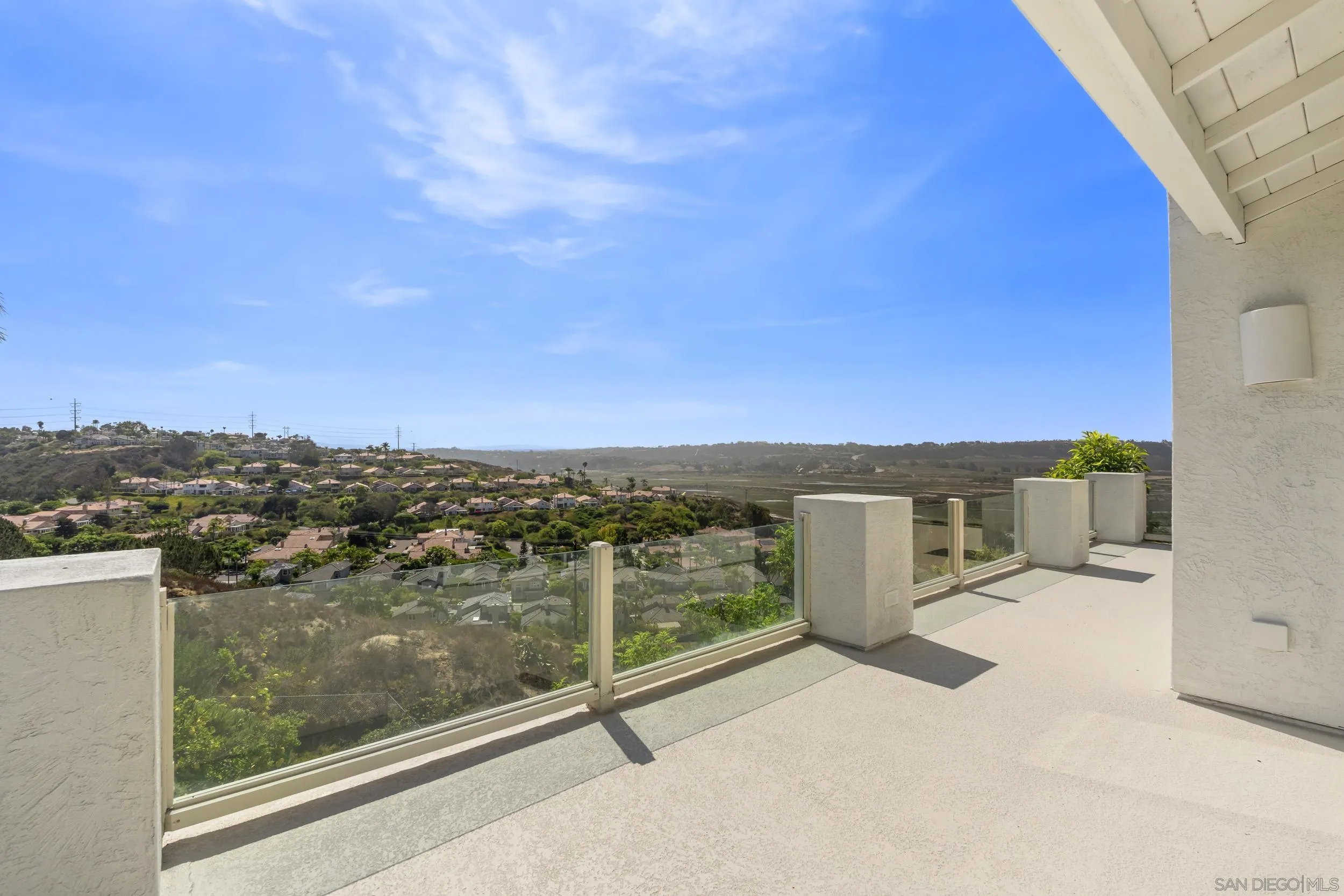 https://cdn.realtyfeed.com/cdn/127/260018980/725241db5427776f7a0e7c978e0a8126.webp