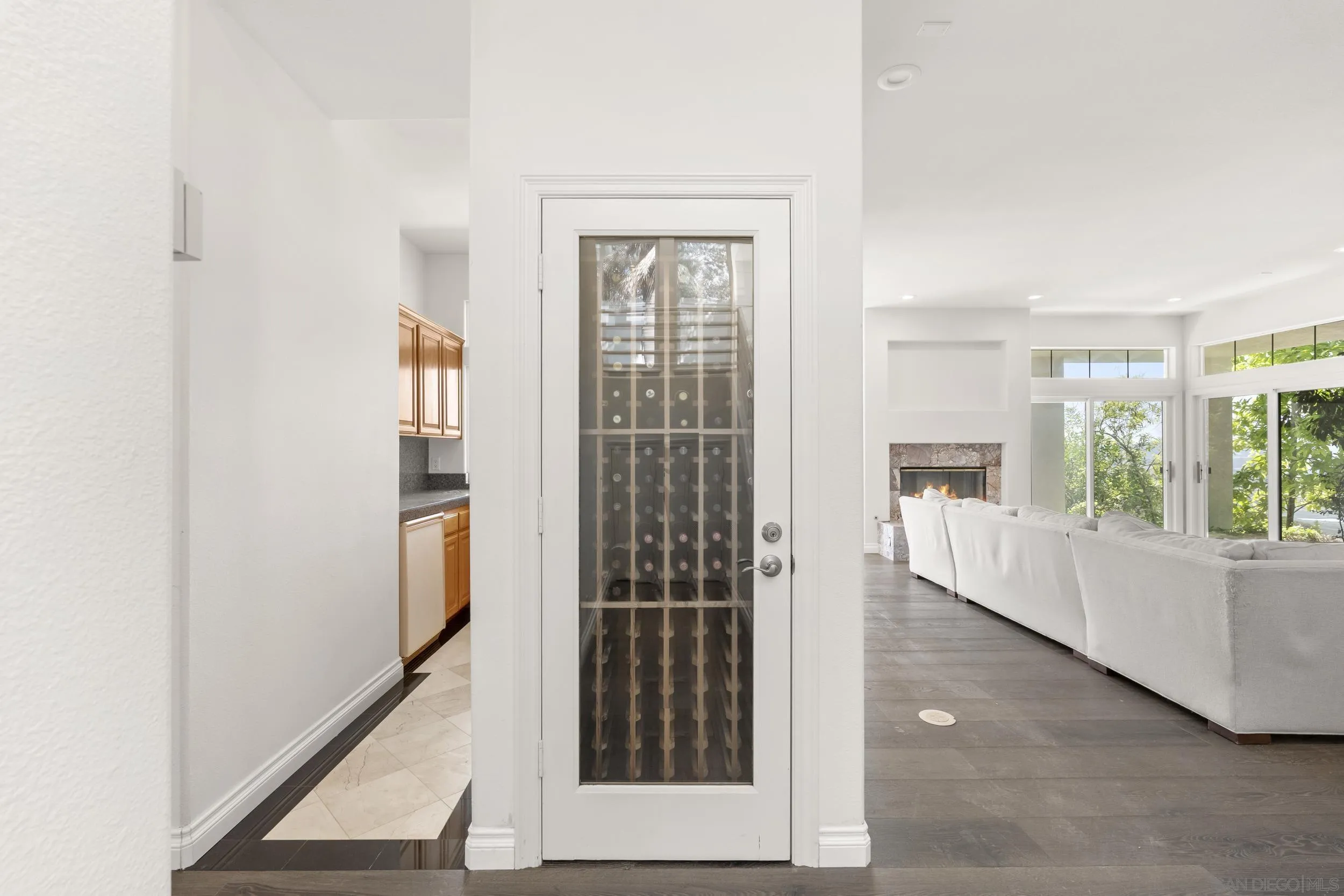 https://cdn.realtyfeed.com/cdn/127/260018980/b4d25af233ff39737cd1e6de5c29b4a9.webp