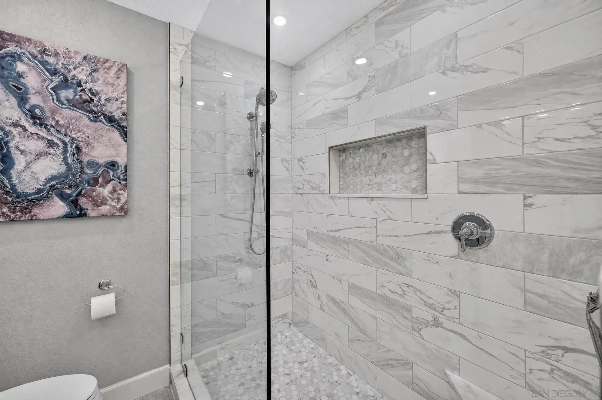 https://cdn.realtyfeed.com/cdn/127/260018987/342f8a846ce99666b9c5f6eabf8958af.webp