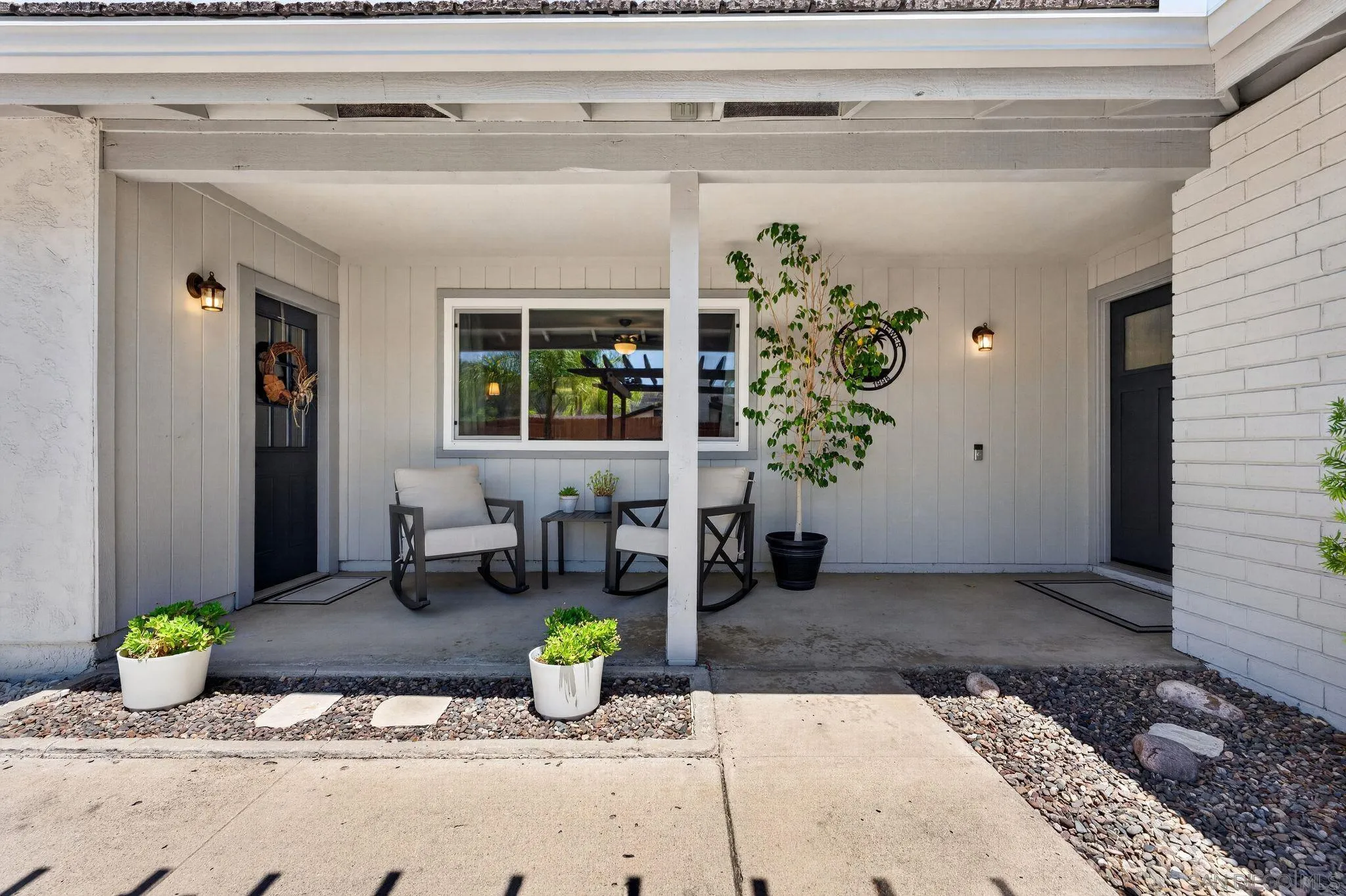 https://cdn.realtyfeed.com/cdn/127/260018987/4215d04b4abbd5618186b21bb90be571.webp