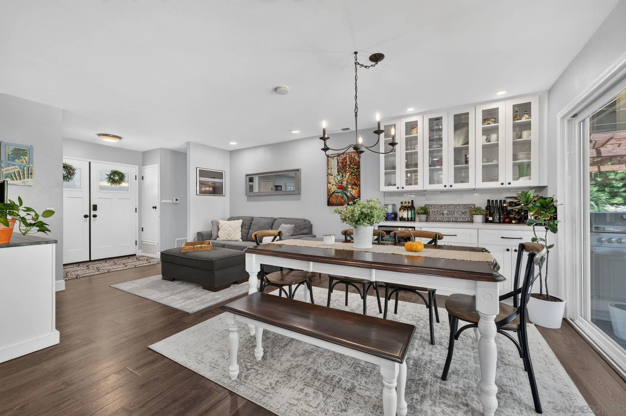 https://cdn.realtyfeed.com/cdn/127/260018987/48681af732e6cfafcfbbbd40f2e71525.webp