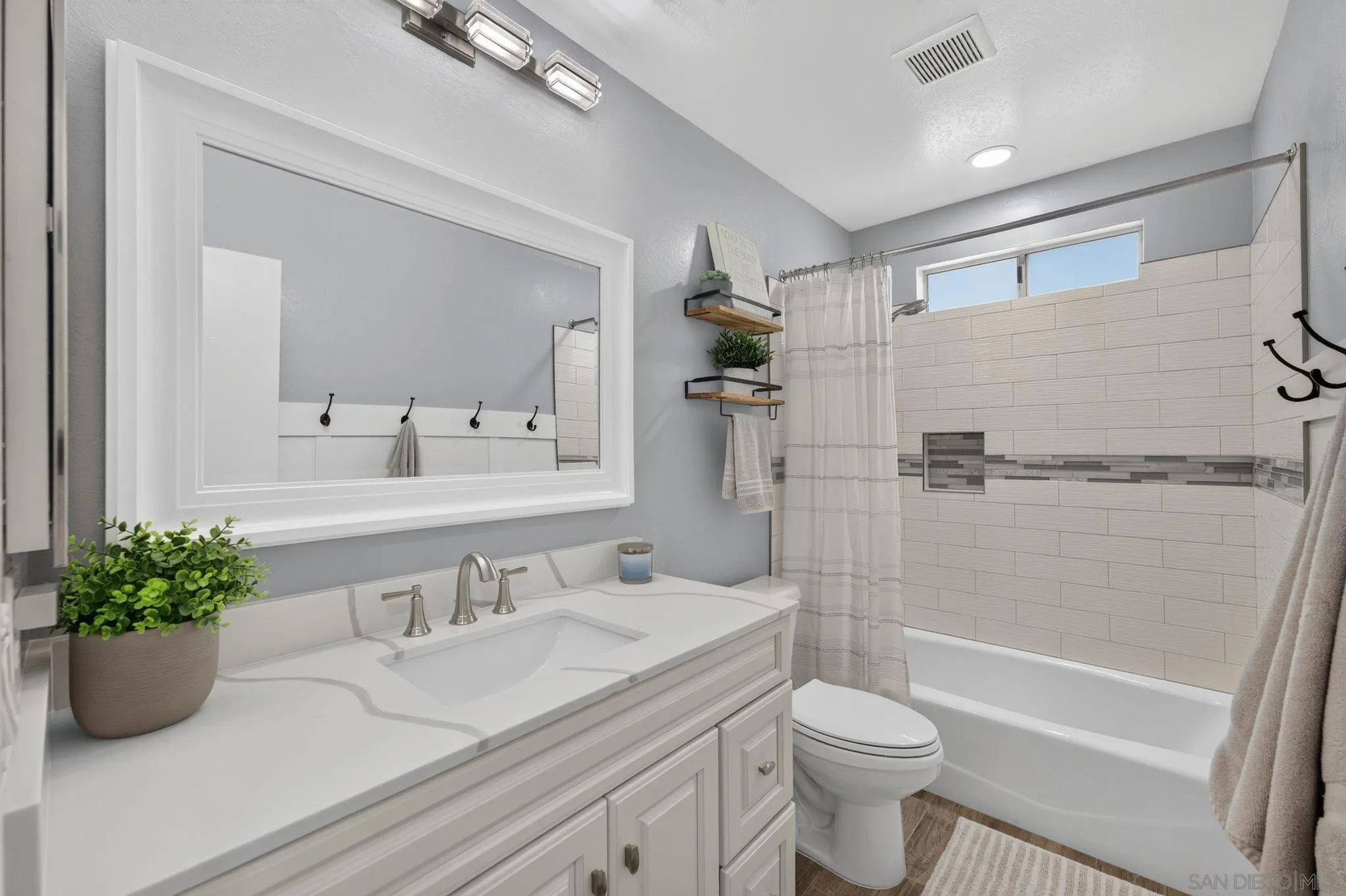 https://cdn.realtyfeed.com/cdn/127/260018987/6360faa9810899f356f68c6131f08b05.webp
