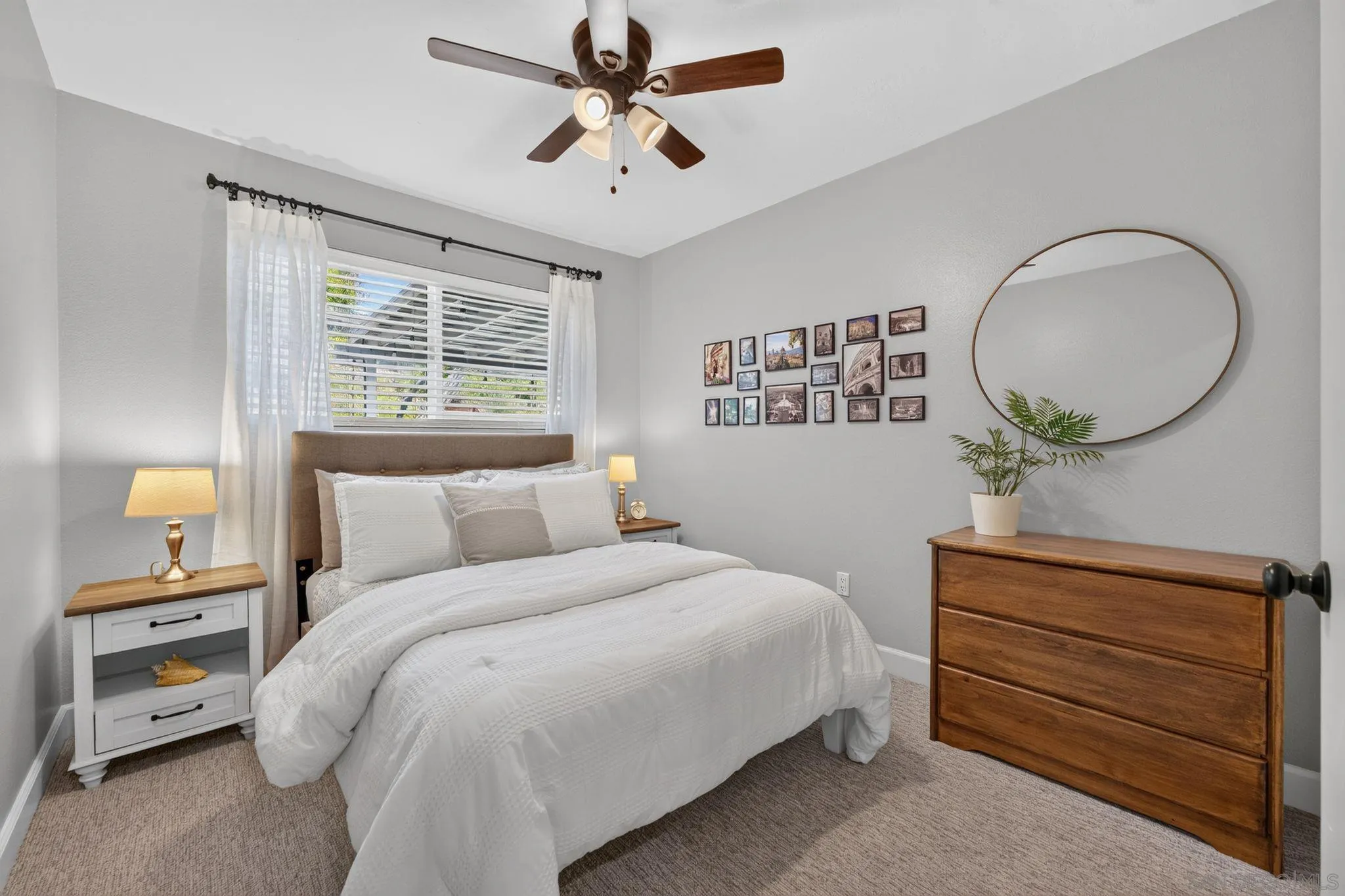 https://cdn.realtyfeed.com/cdn/127/260018987/9d643a81c7ed80e1a0c60b5f6af3dfd7.webp