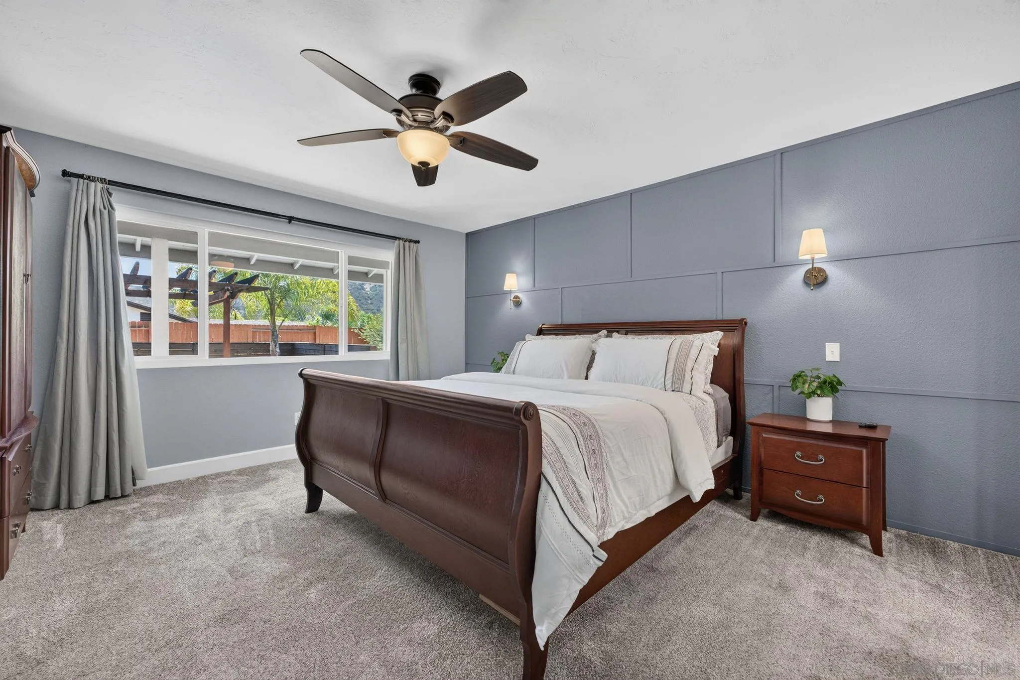 https://cdn.realtyfeed.com/cdn/127/260018987/b39b684846014fc42ace946a18783609.webp