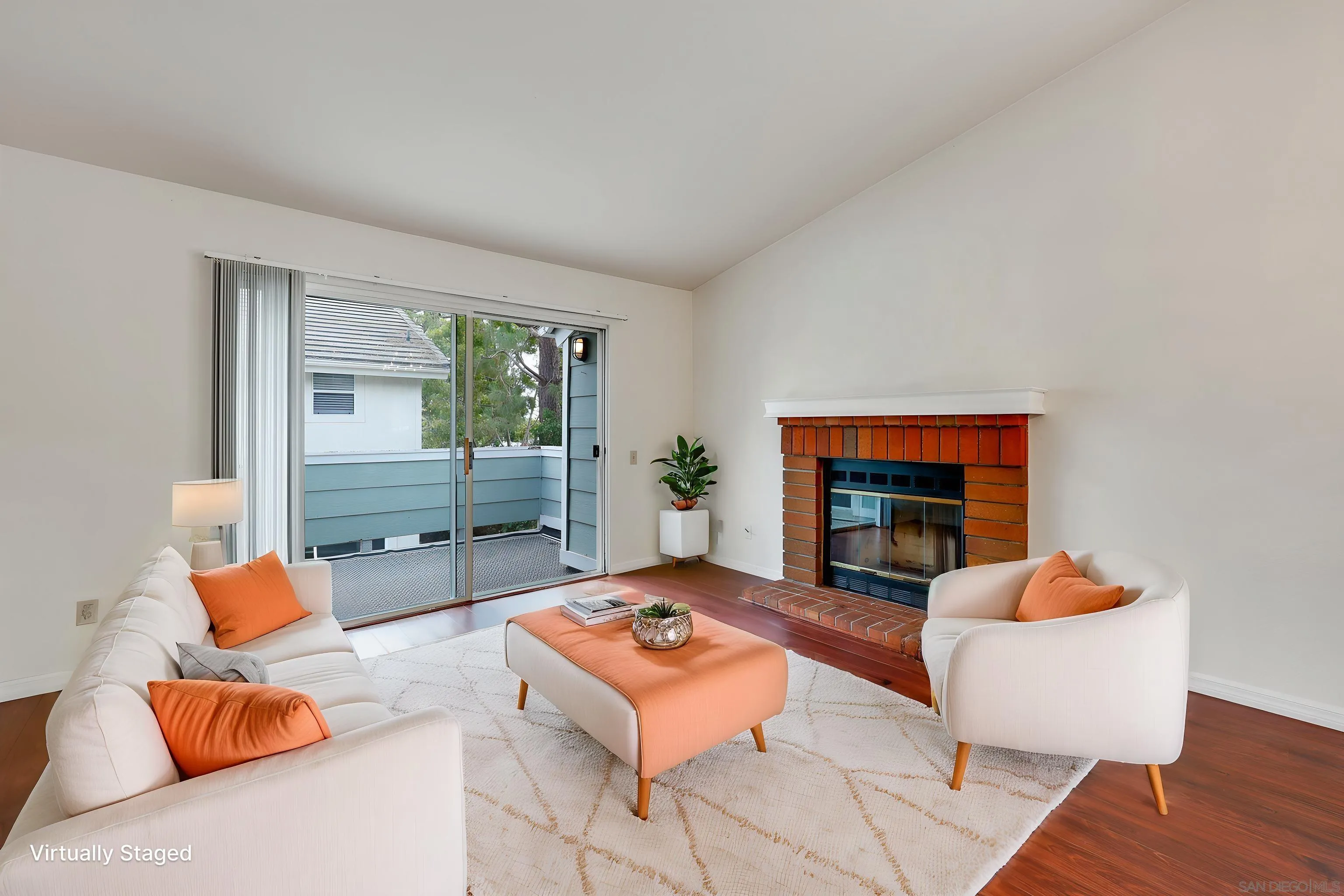 https://cdn.realtyfeed.com/cdn/127/260018988/8e640e4c78a496ecef384f8e7c762b29.webp
