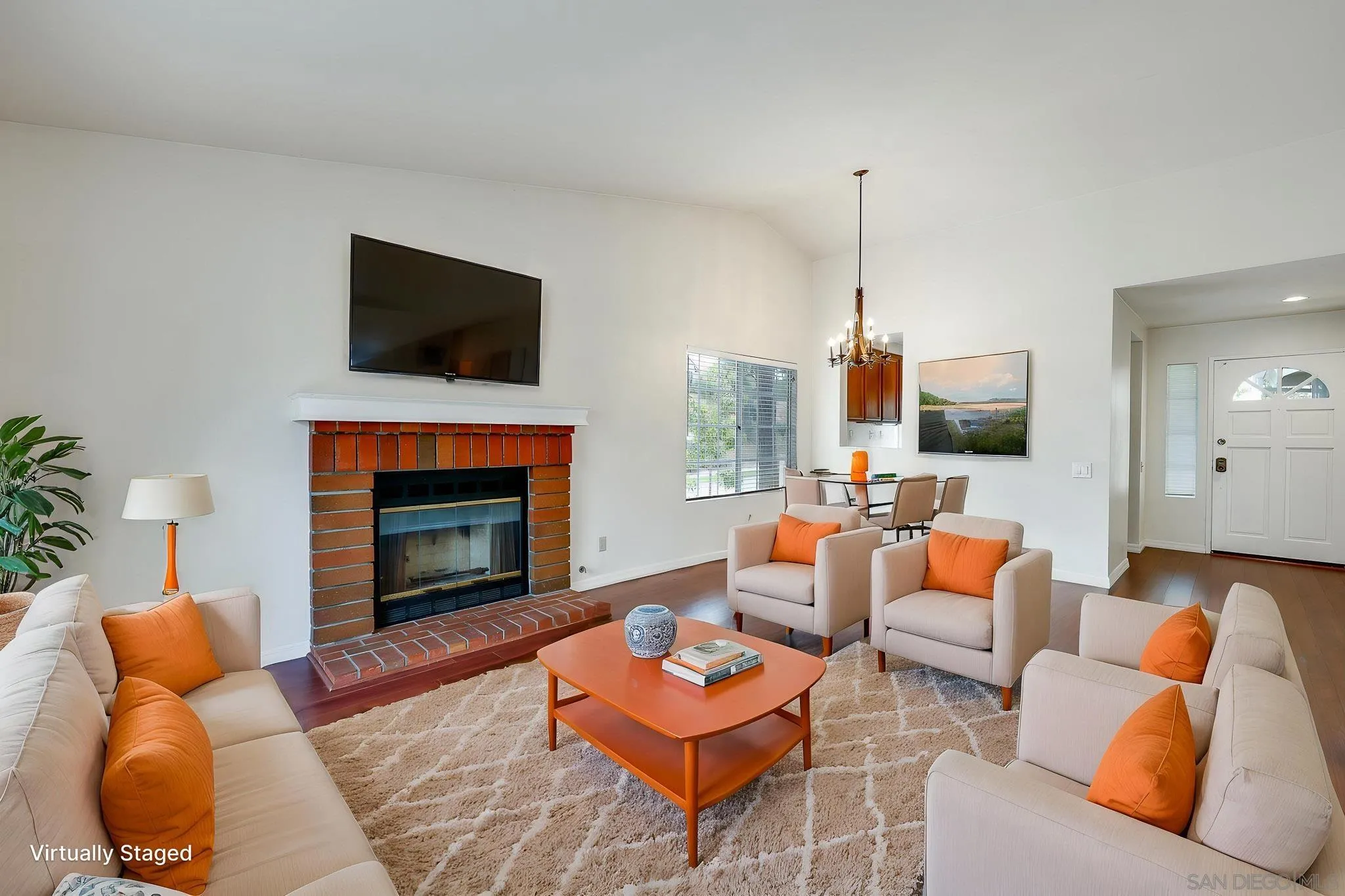 https://cdn.realtyfeed.com/cdn/127/260018988/92851d917819e6d7eebe93c07d3e9701.webp