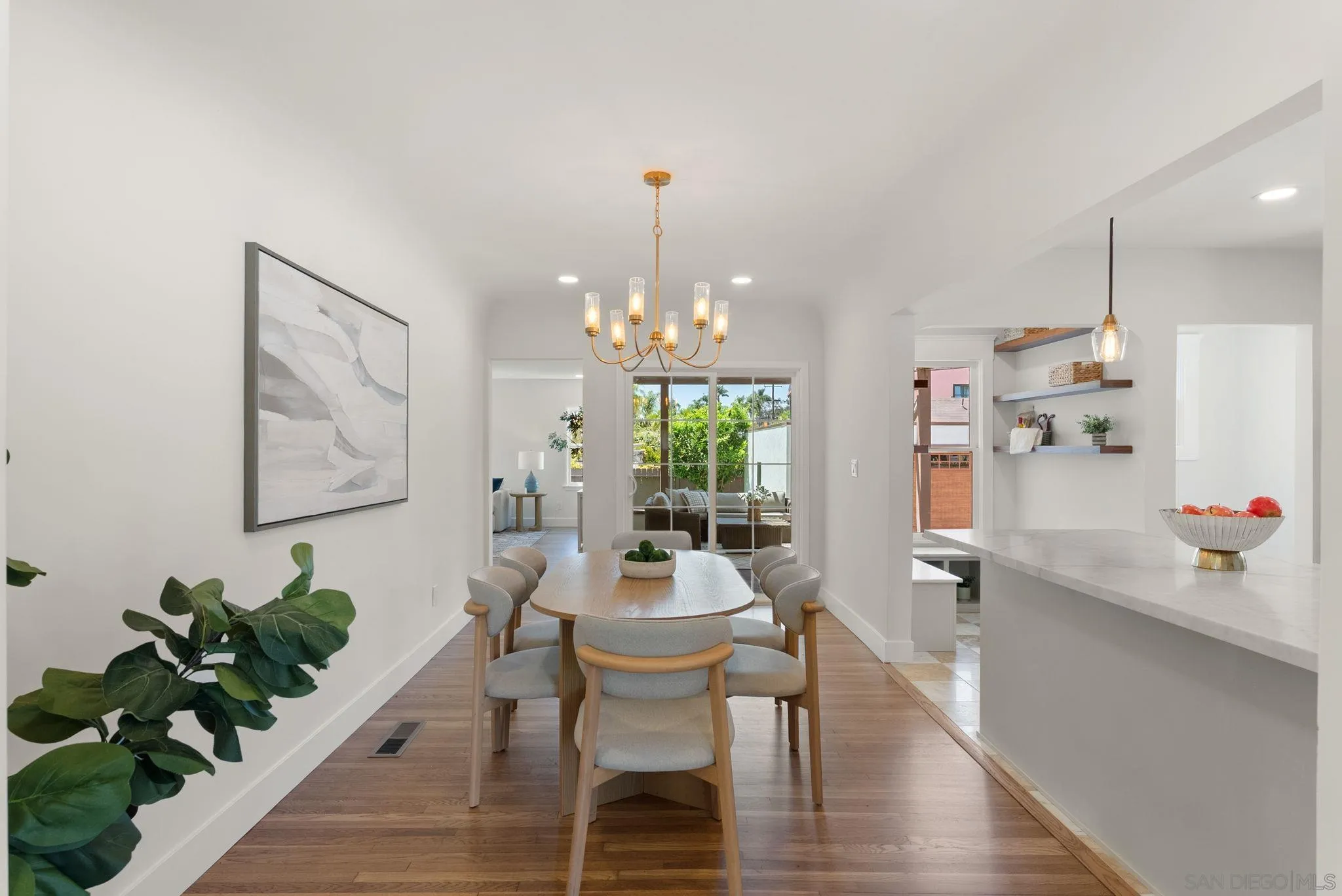 https://cdn.realtyfeed.com/cdn/127/260018989/763e14c7d8b472f273b9ba82da3b8782.webp