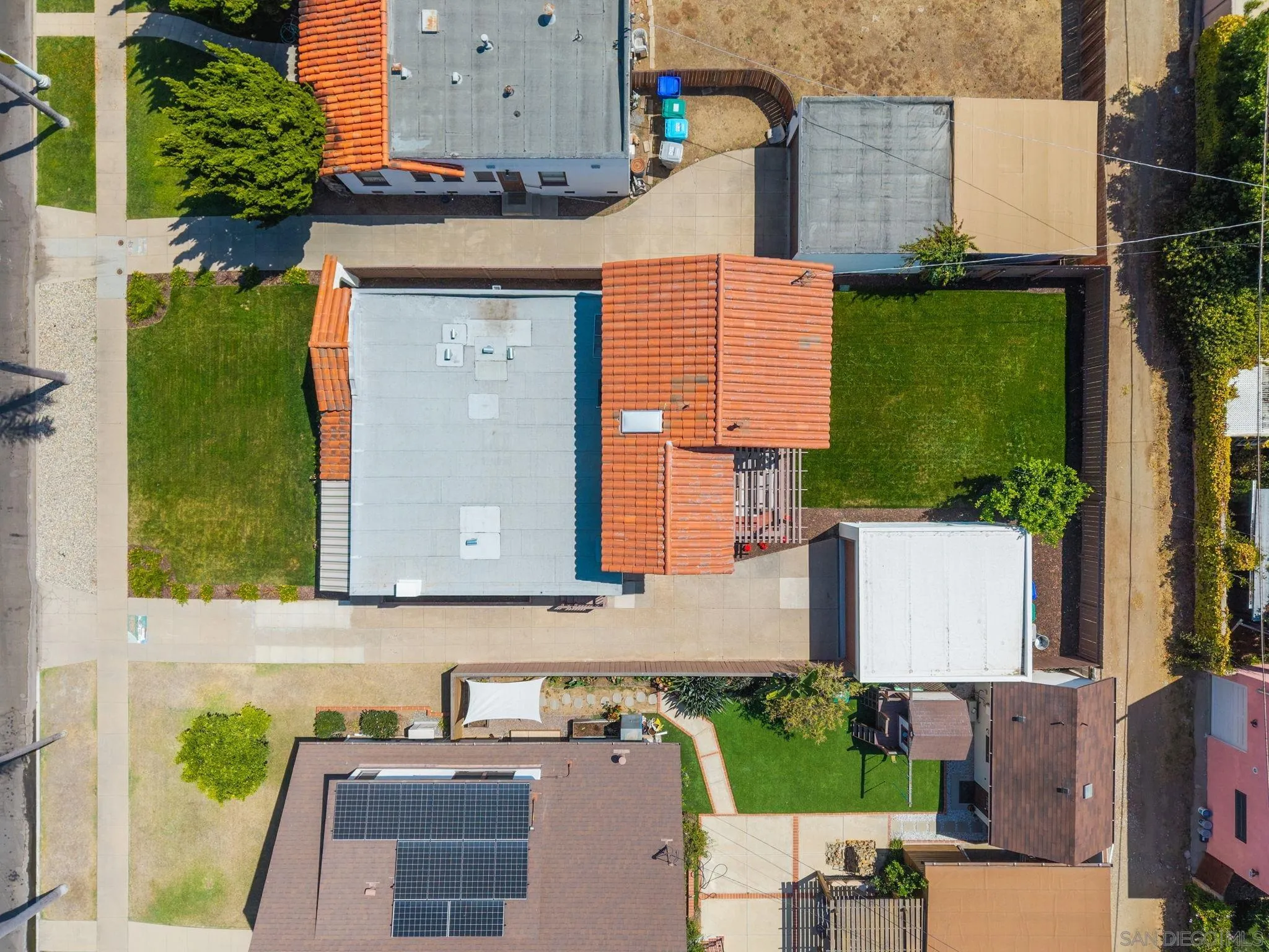 https://cdn.realtyfeed.com/cdn/127/260018989/7d9ac4f527084b69e5ec35fe418061c8.webp