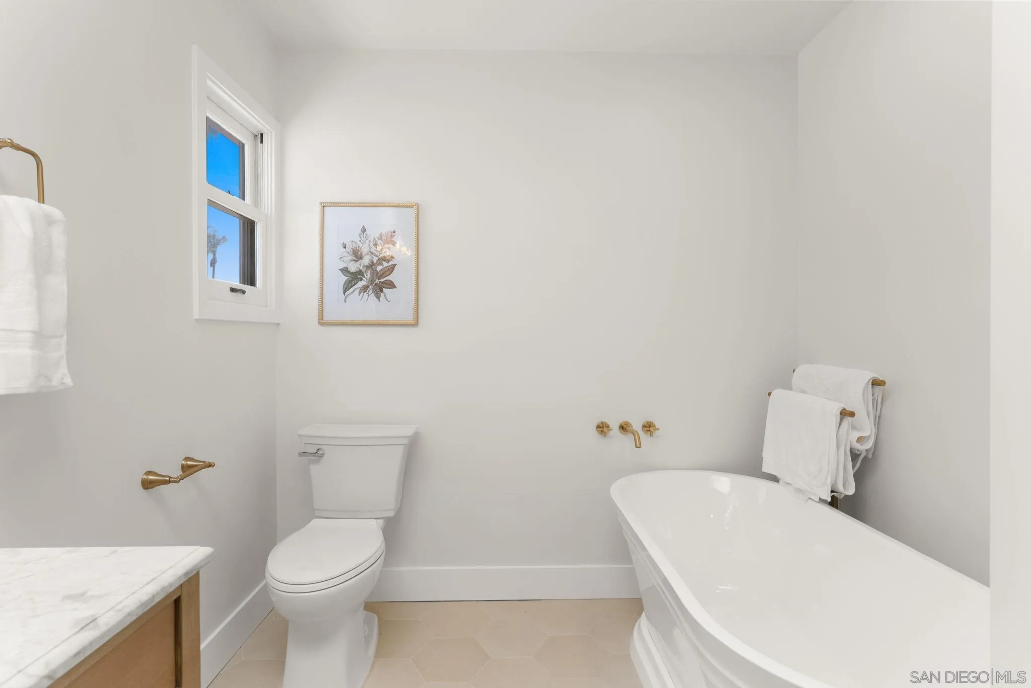 https://cdn.realtyfeed.com/cdn/127/260018989/b6a08d76340e2a2641e90d7b09564488.webp