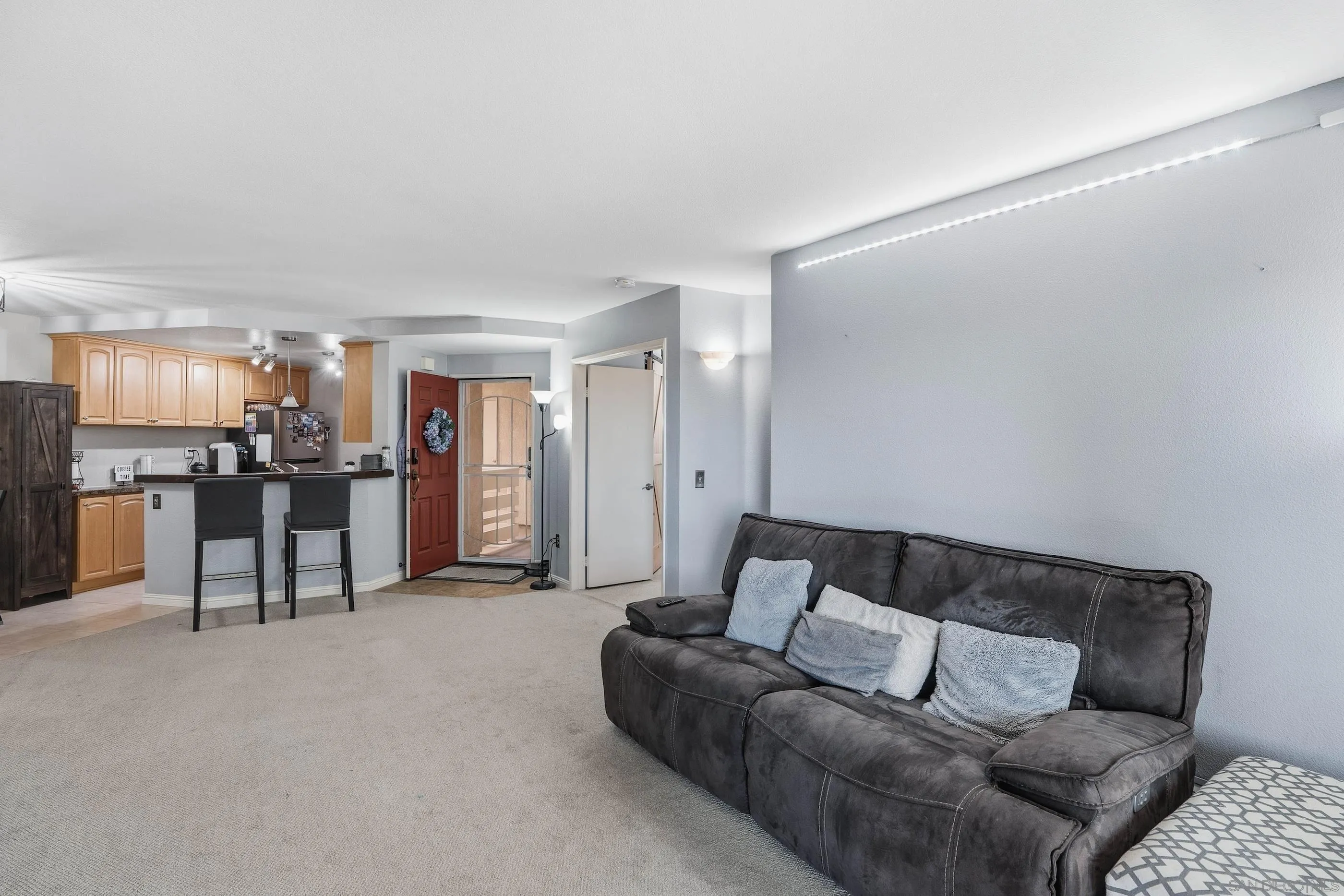 Photo #10: 260018990 Listing: Photo #10