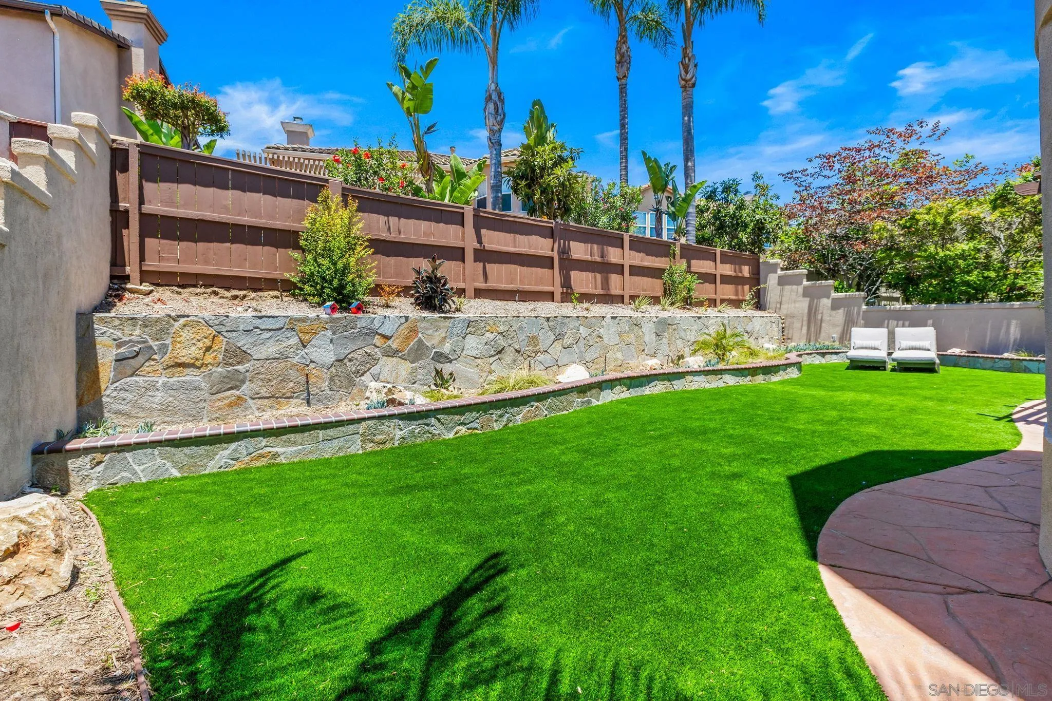 https://cdn.realtyfeed.com/cdn/127/260018991/81700964d50d768da59f71f17e1d2cfb.webp