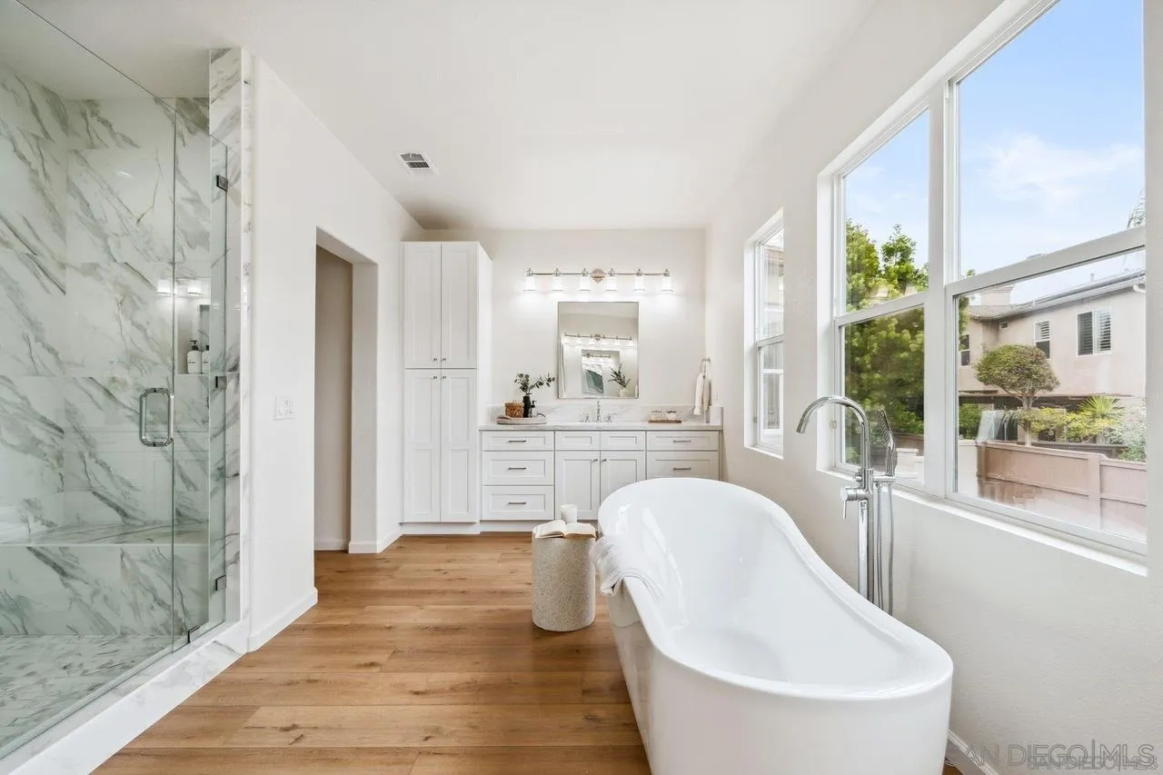 https://cdn.realtyfeed.com/cdn/127/260018991/f11d8b0a5556bc2779615800f000639f.webp