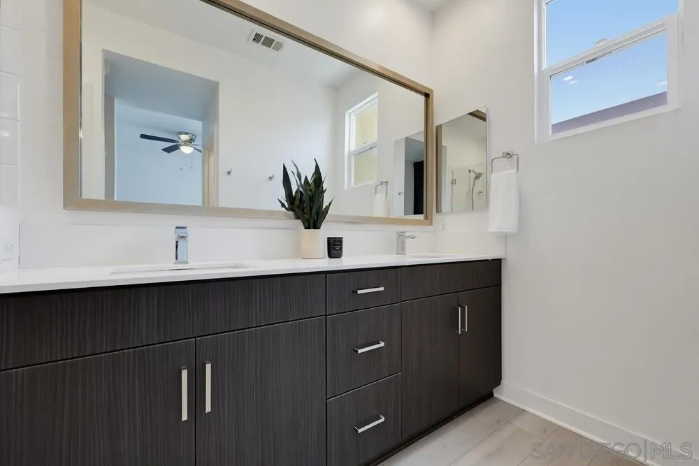 Photo #37: 260018993 Listing: Photo #37