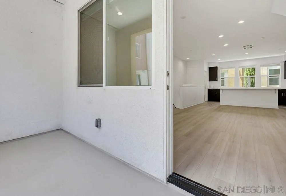 Photo #29: 260018993 Listing: Photo #29