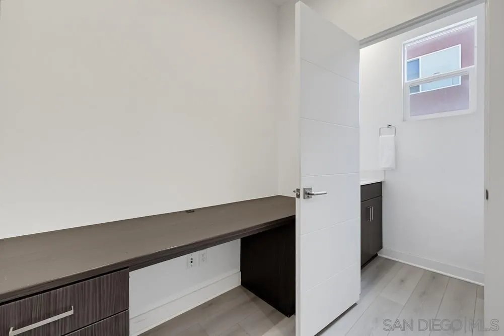 Photo #16: 260018993 Listing: Photo #16