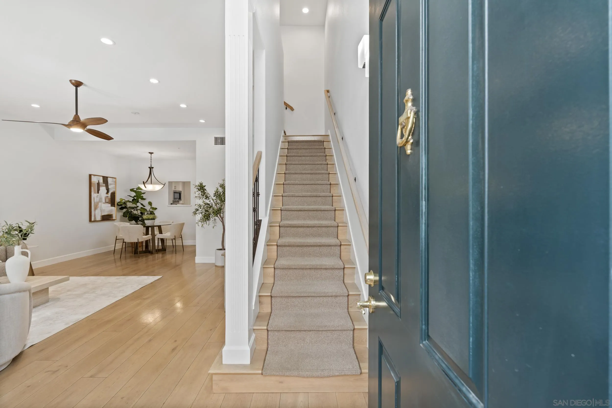https://cdn.realtyfeed.com/cdn/127/260018996/4eef5a3f251029ccefe8e9233a81f6d3.webp