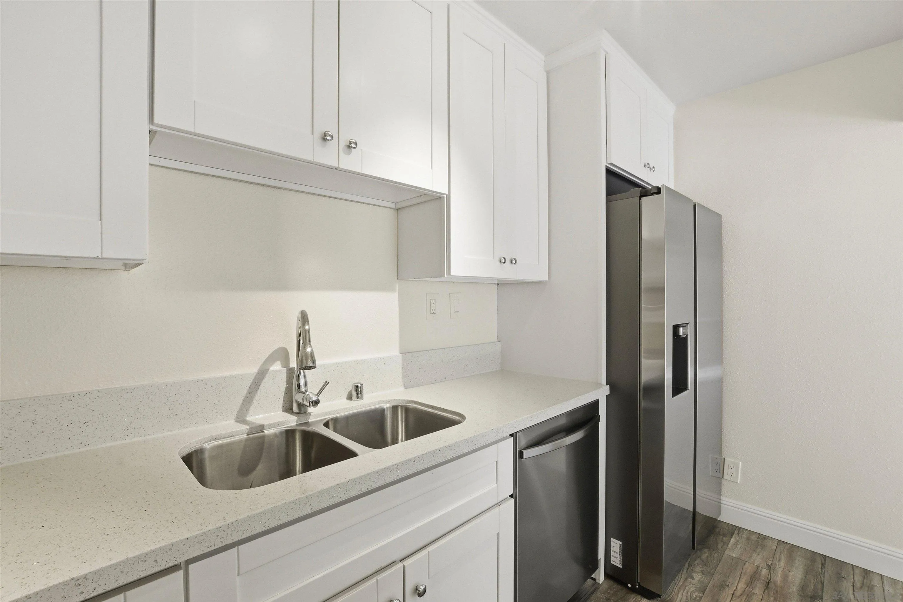 https://cdn.realtyfeed.com/cdn/127/260019004/3207ff69212a28f03482a6bbe8b191cd.webp
