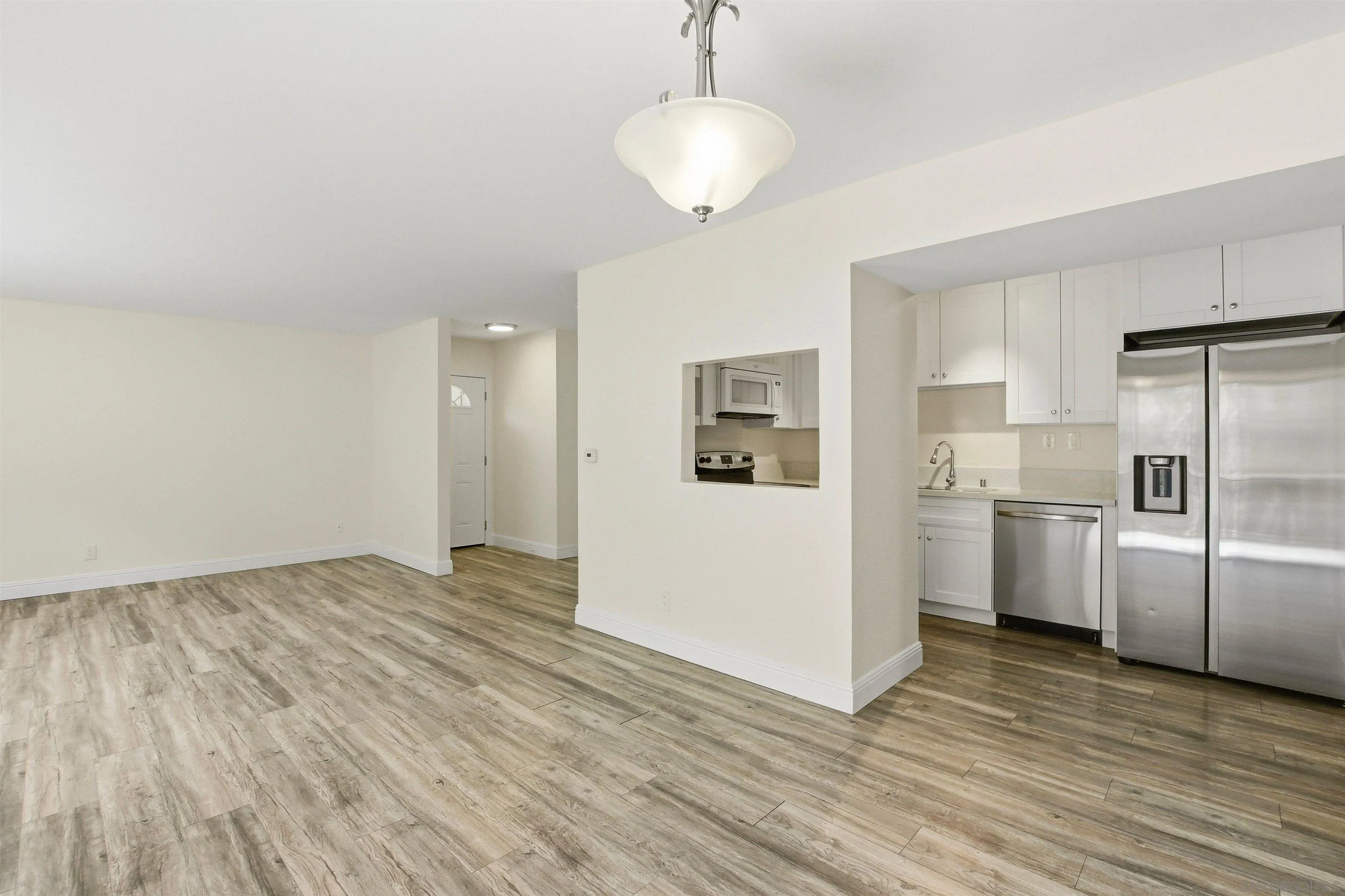 https://cdn.realtyfeed.com/cdn/127/260019004/566cd34b1bafab40c981171902672391.webp