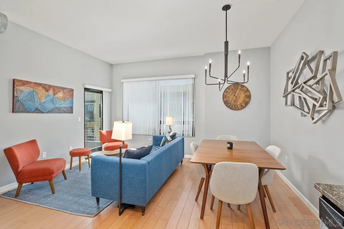 Photo #4: 260019005 Listing: Photo #4