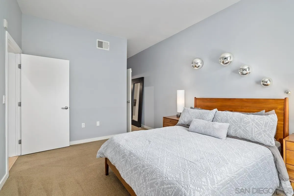 Photo #15: 260019005 Listing: Photo #15