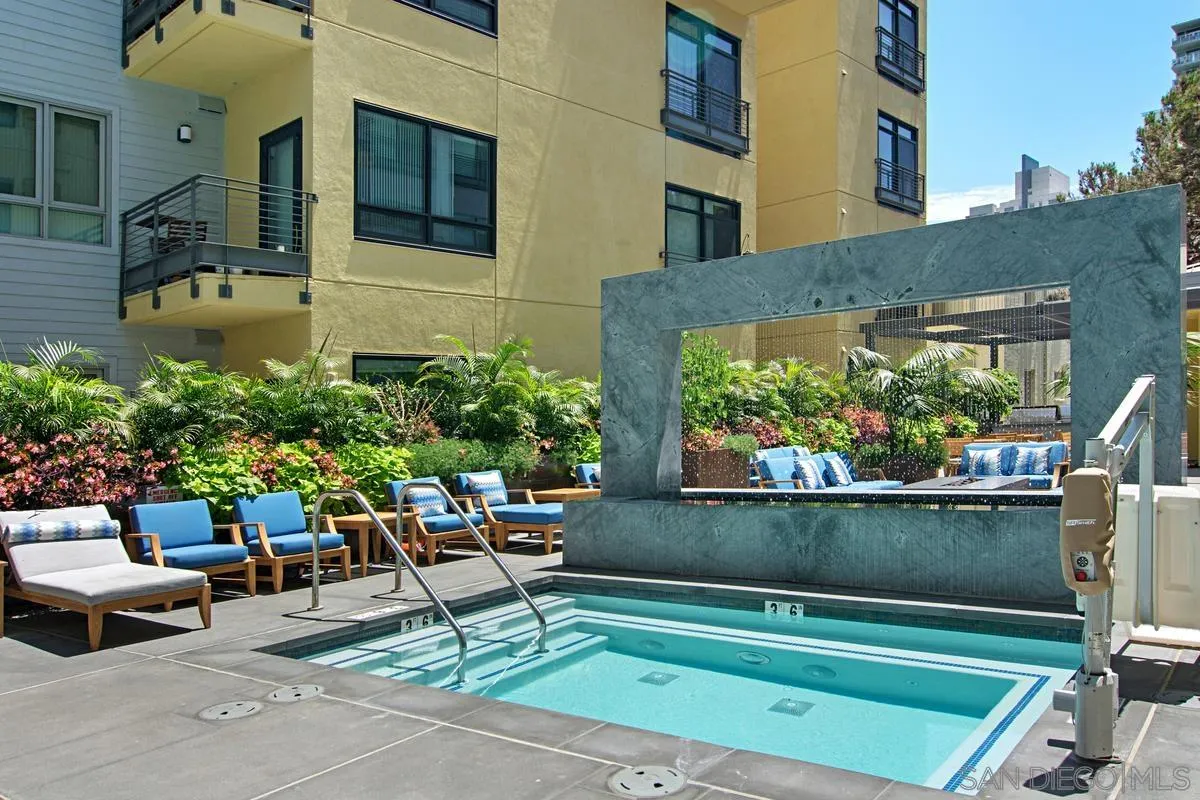 Photo #41: 260019005 Listing: Photo #41