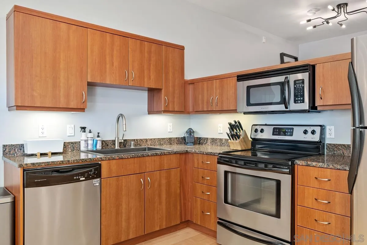 Photo #9: 260019005 Listing: Photo #9