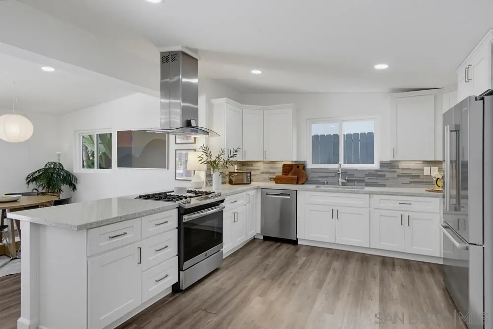 https://cdn.realtyfeed.com/cdn/127/260019008/643241c29f02b841537c679d64154e05.webp