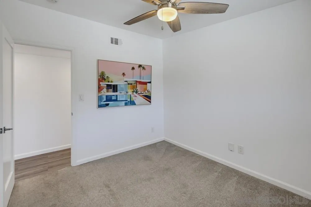 https://cdn.realtyfeed.com/cdn/127/260019008/d4e49a27672aae321088619e7a260b28.webp